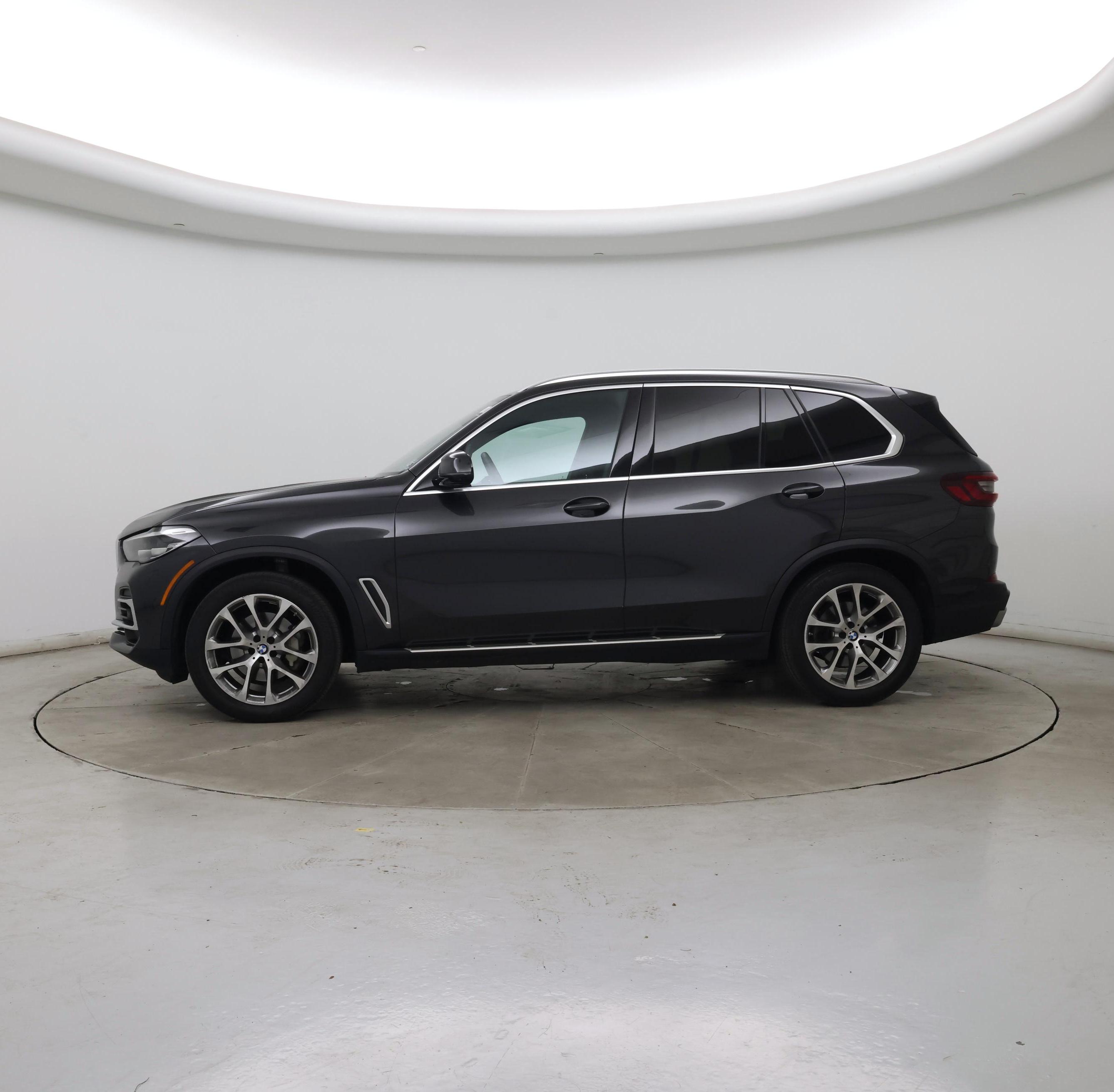 Thumbnail: 2023 BMW X5 - 3