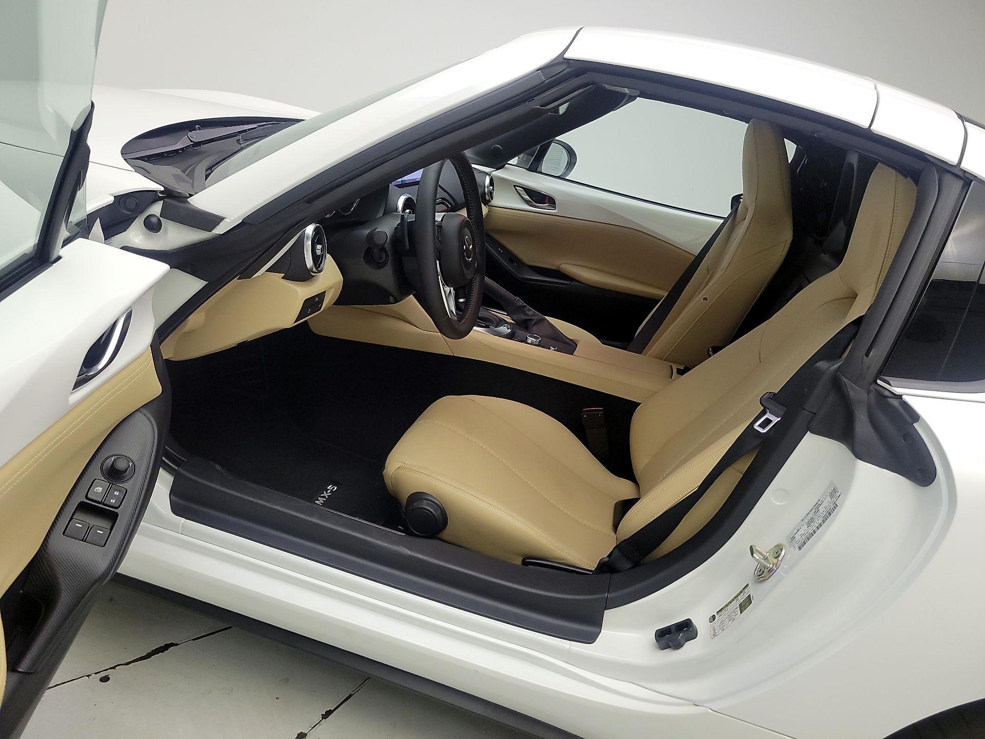 Thumbnail: 2025 Mazda MX-5 Miata - 11