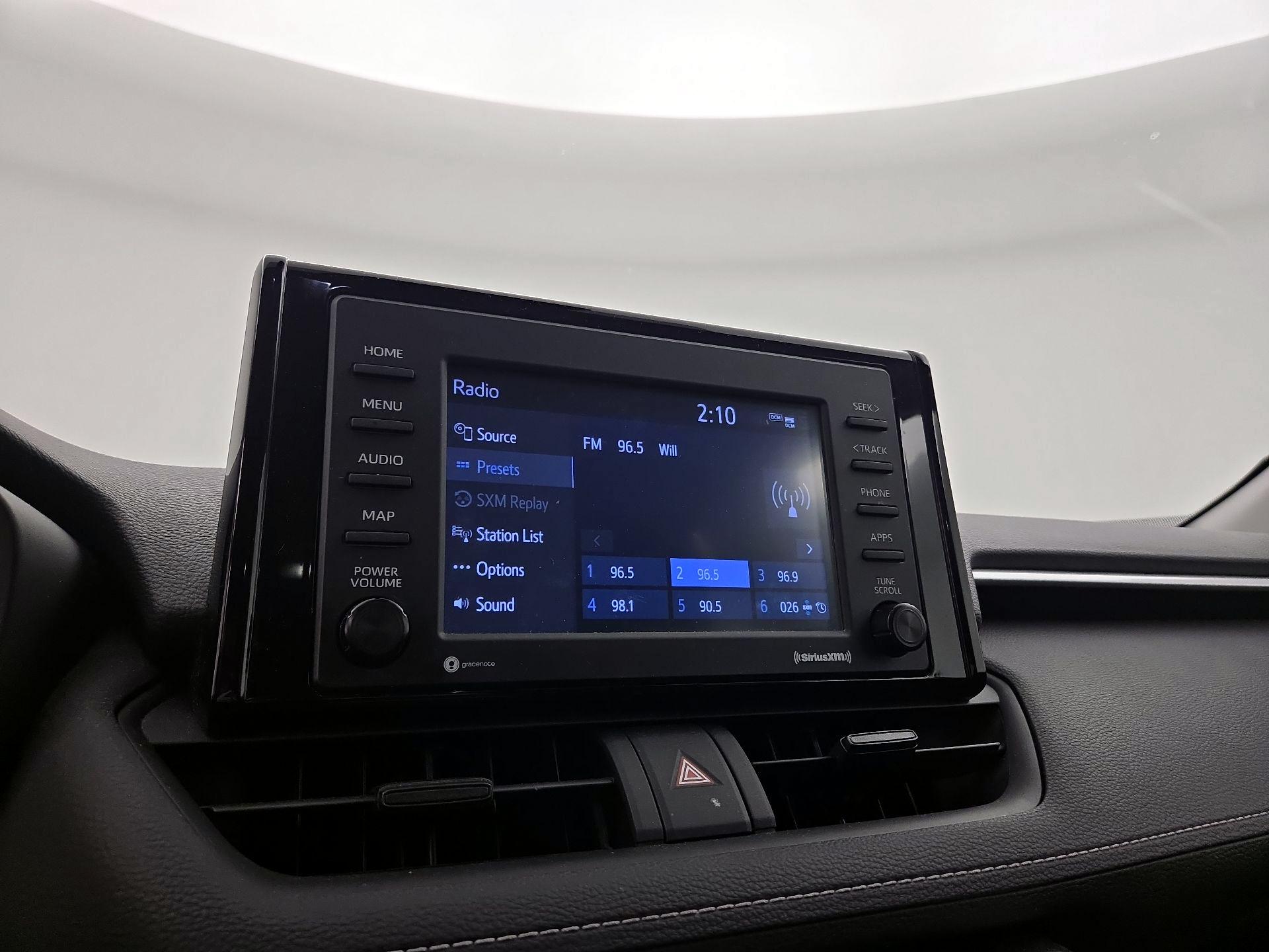 Thumbnail: 2022 Toyota RAV4 - 15