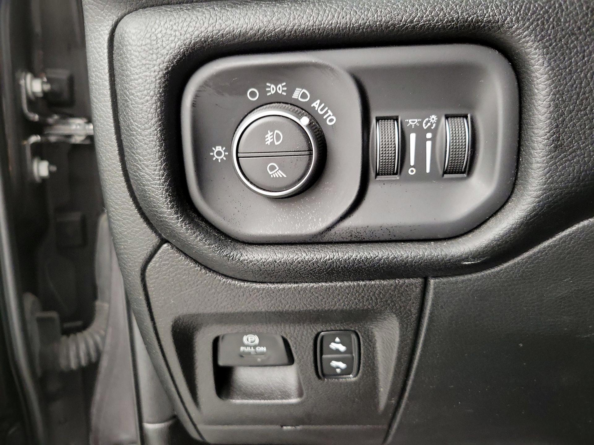 Thumbnail: 2022 RAM 1500 - 13