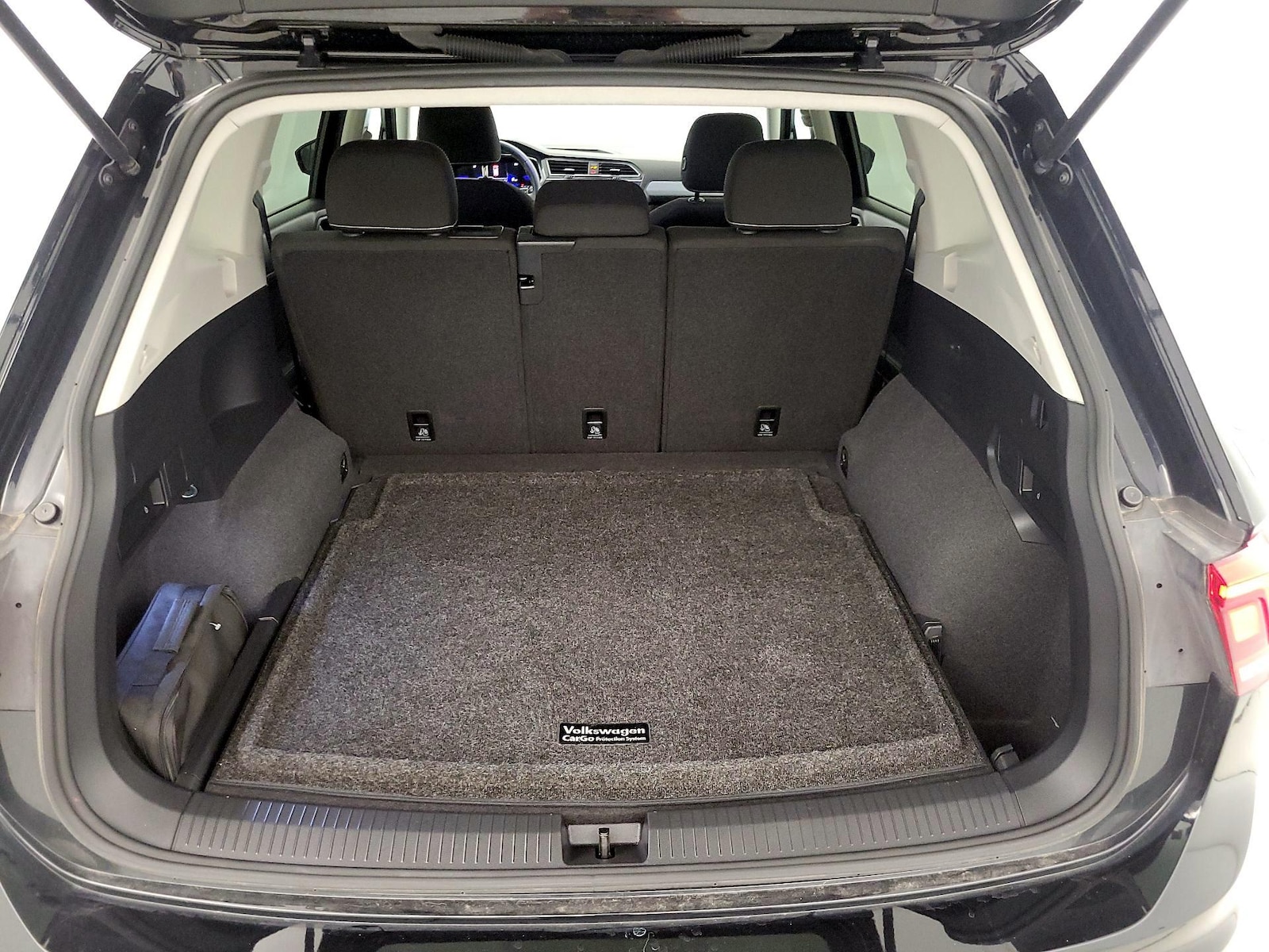 2023 Volkswagen Tiguan S - Photo 21
