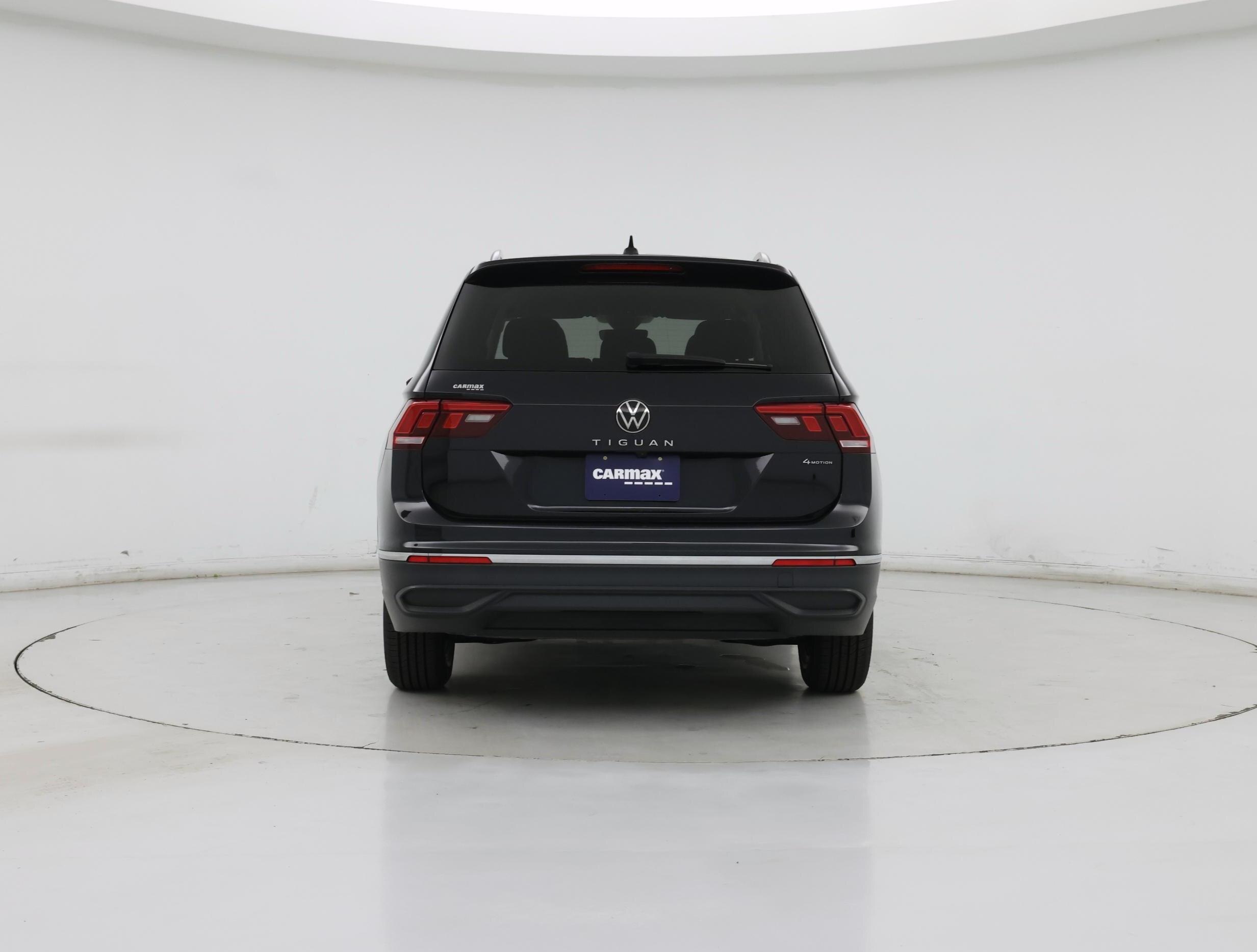 Thumbnail: 2023 Volkswagen Tiguan - 6