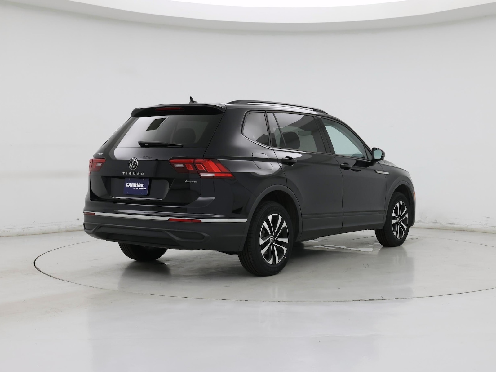 2023 Volkswagen Tiguan S - Photo 9