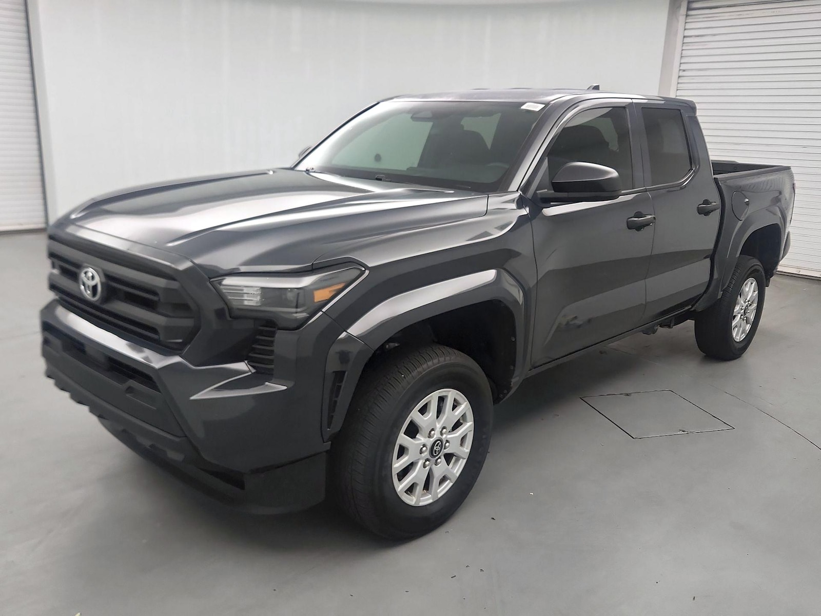 2025 Toyota Tacoma SR - Photo 3