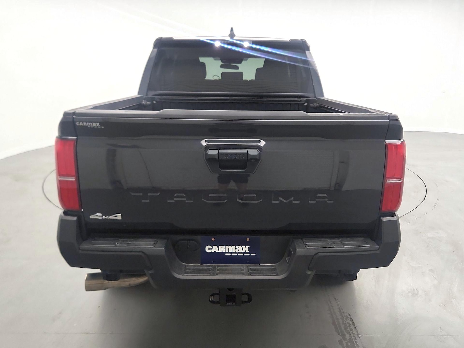 2025 Toyota Tacoma SR - Photo 6