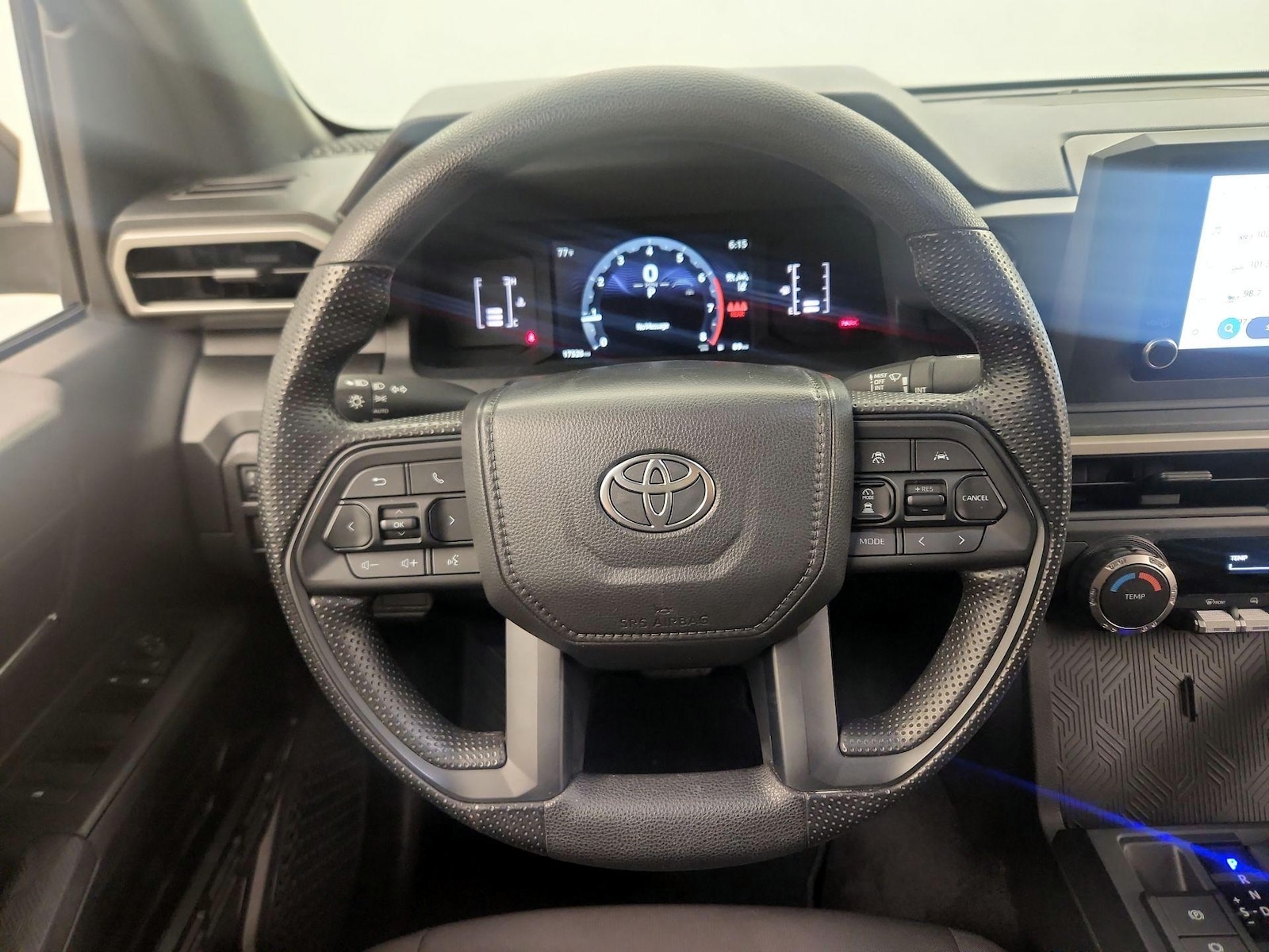 2025 Toyota Tacoma SR - Photo 9