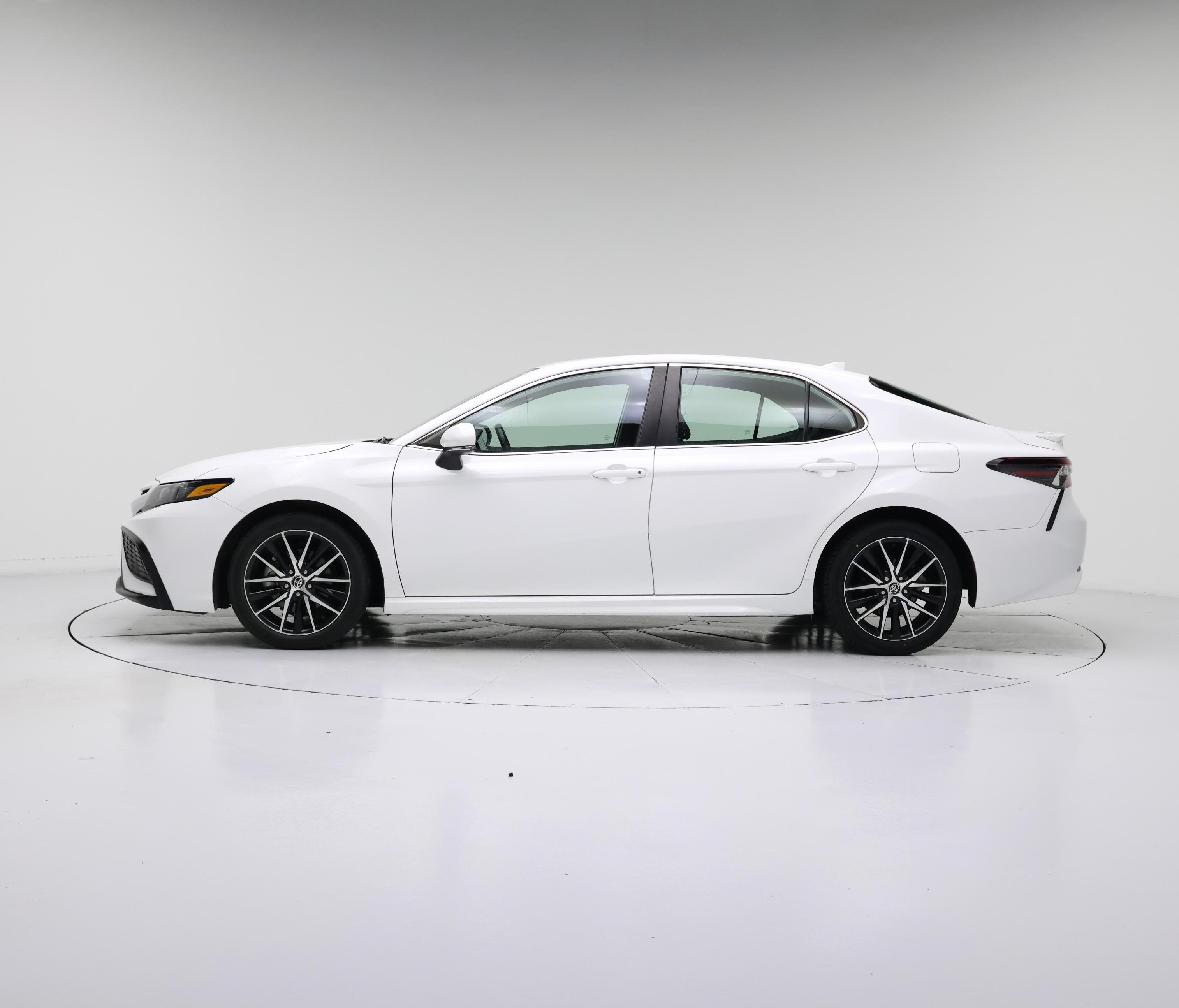 Thumbnail: 2023 Toyota Camry - 3
