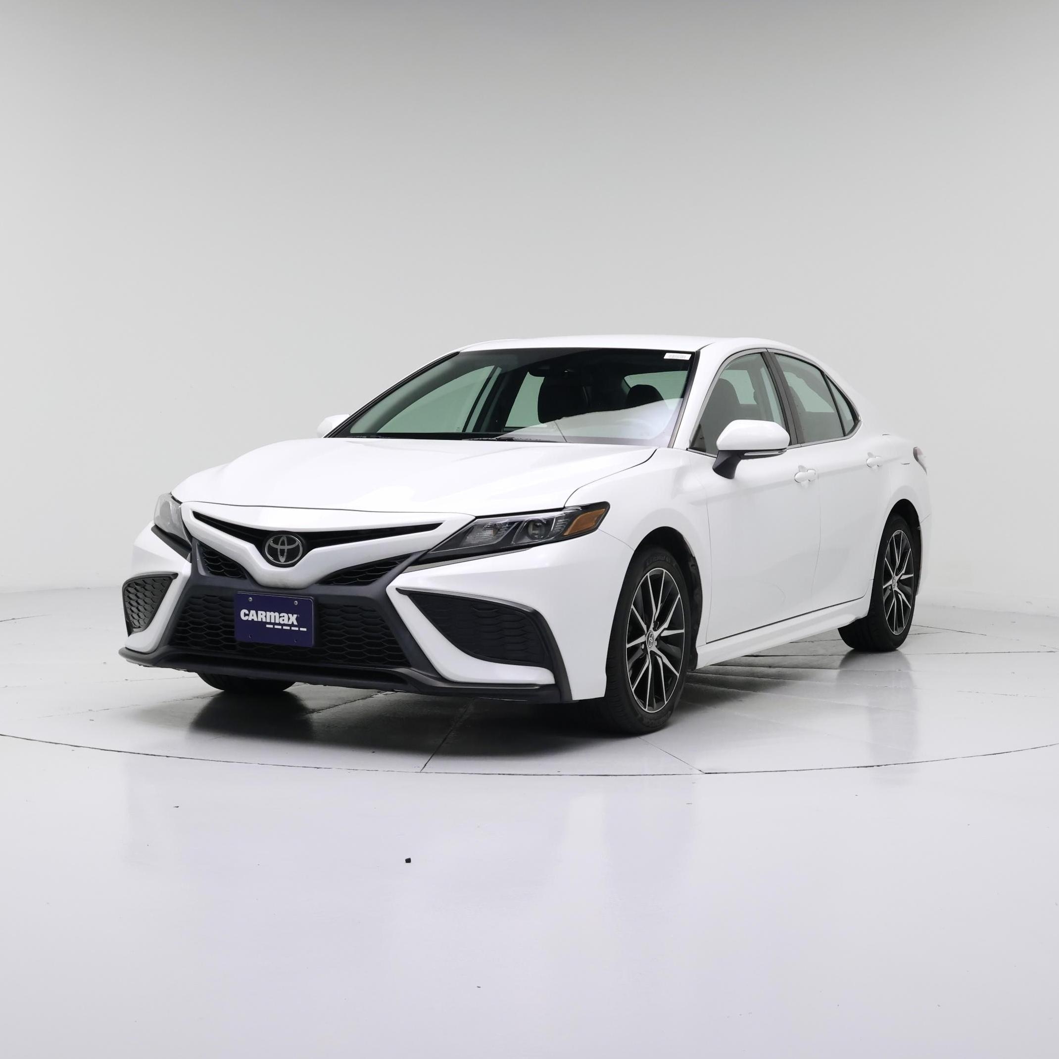 Thumbnail: 2023 Toyota Camry - 4