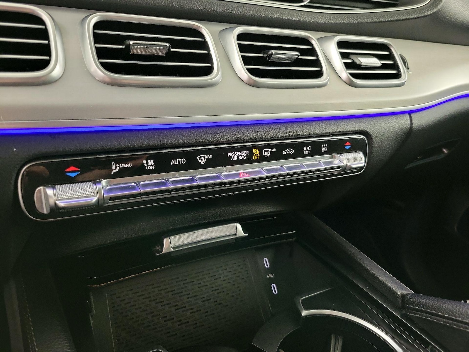 2024 Mercedes-Benz GLE GLE450E - Photo 18