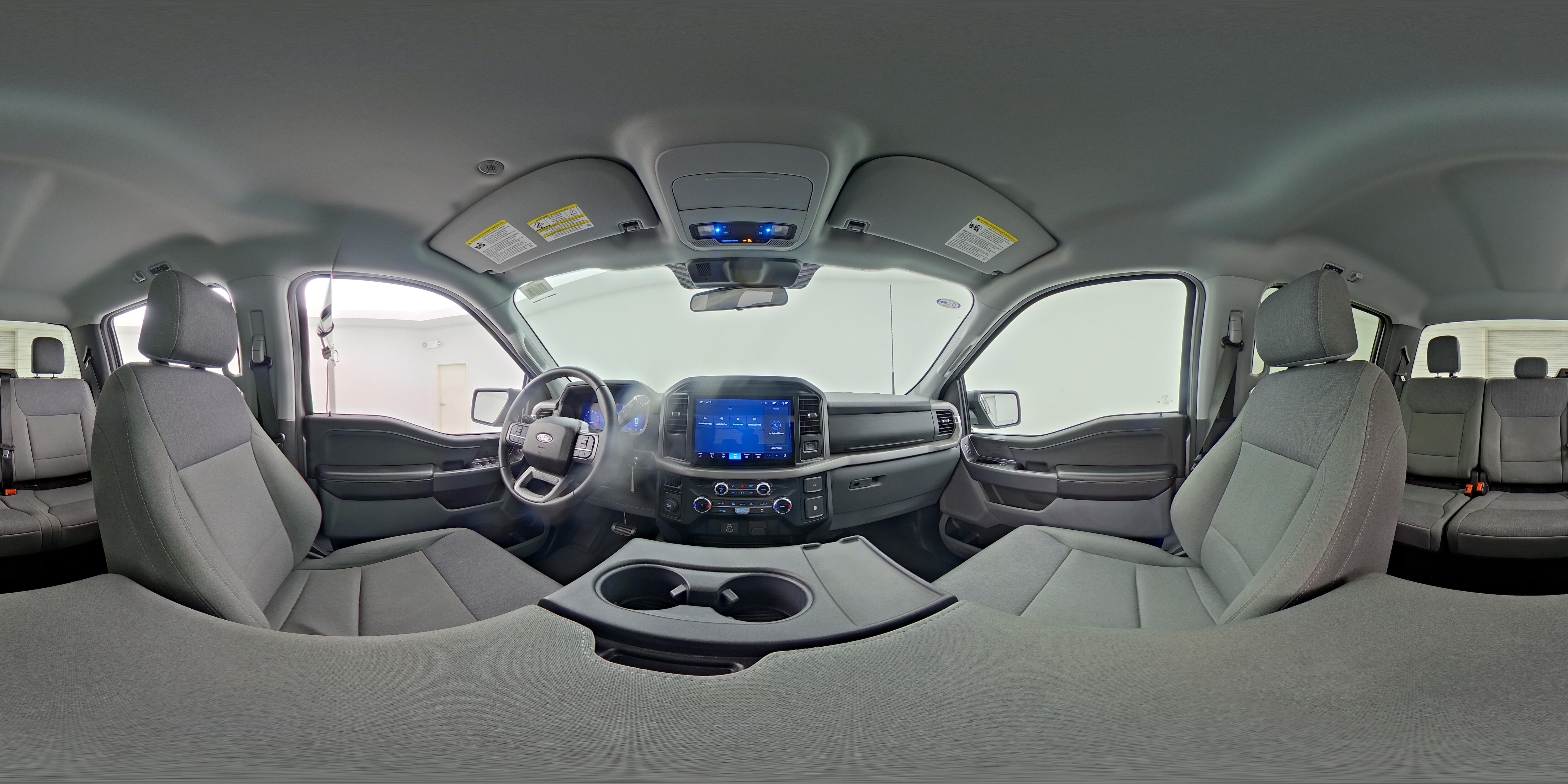 2025 Ford F-150 XLT - Photo 24