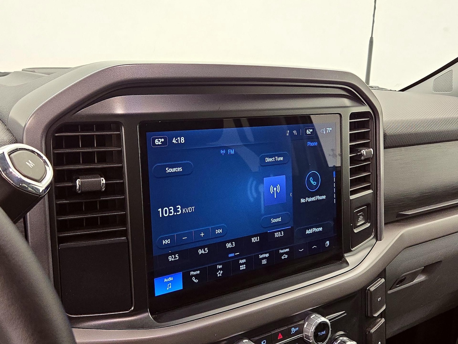2025 Ford F-150 XLT - Photo 16