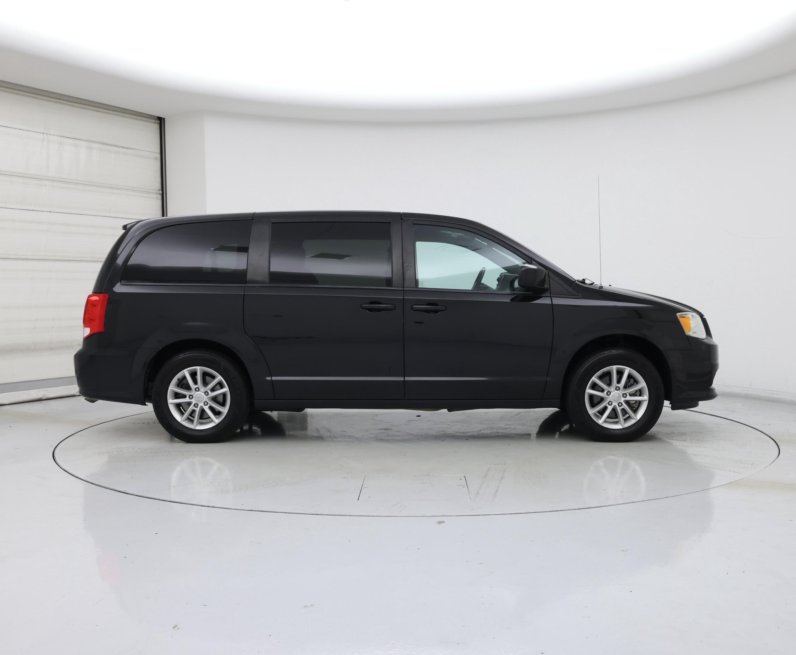 Thumbnail: 2020 Dodge Grand Caravan - 7