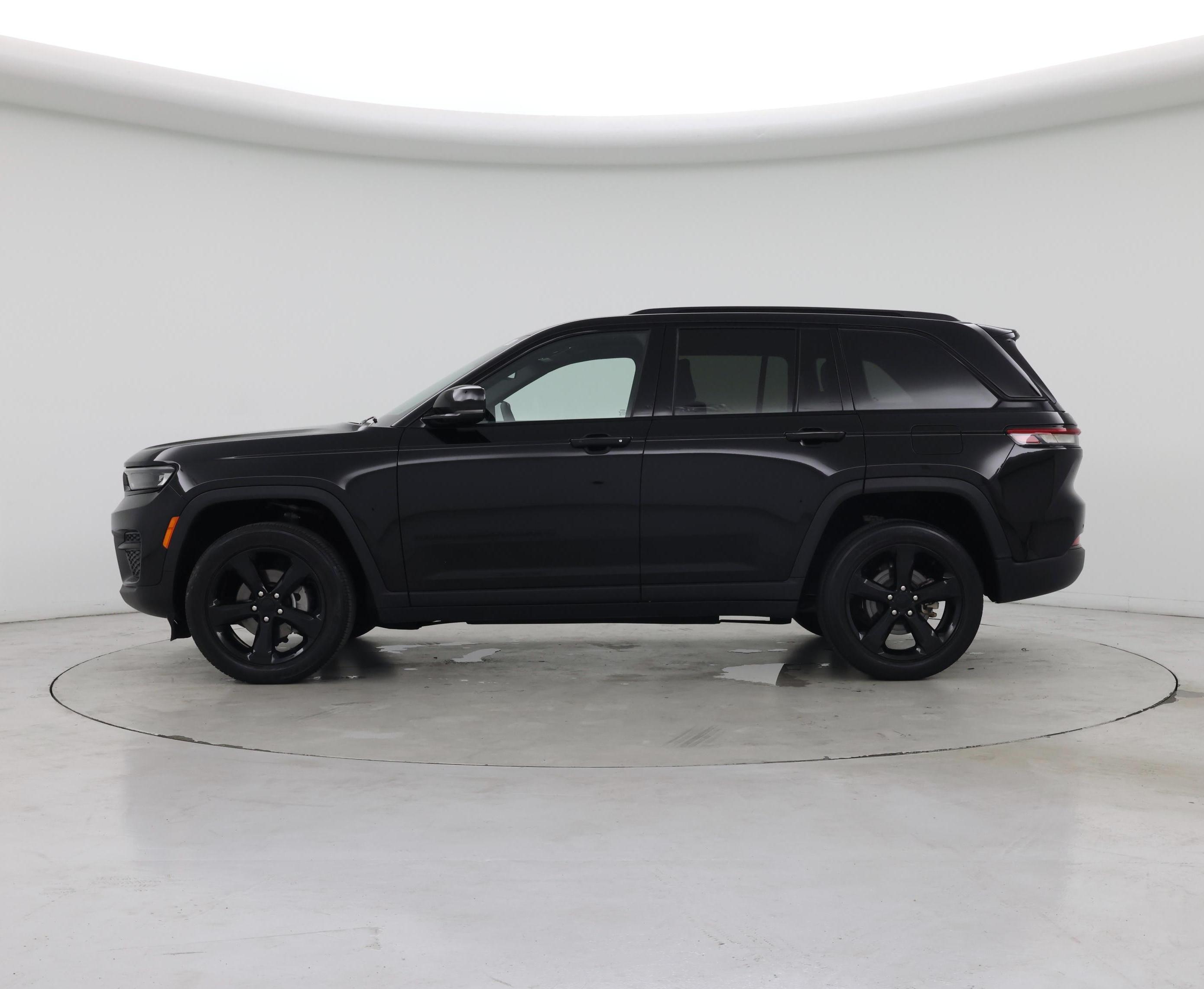 Thumbnail: 2023 Jeep Grand Cherokee - 3