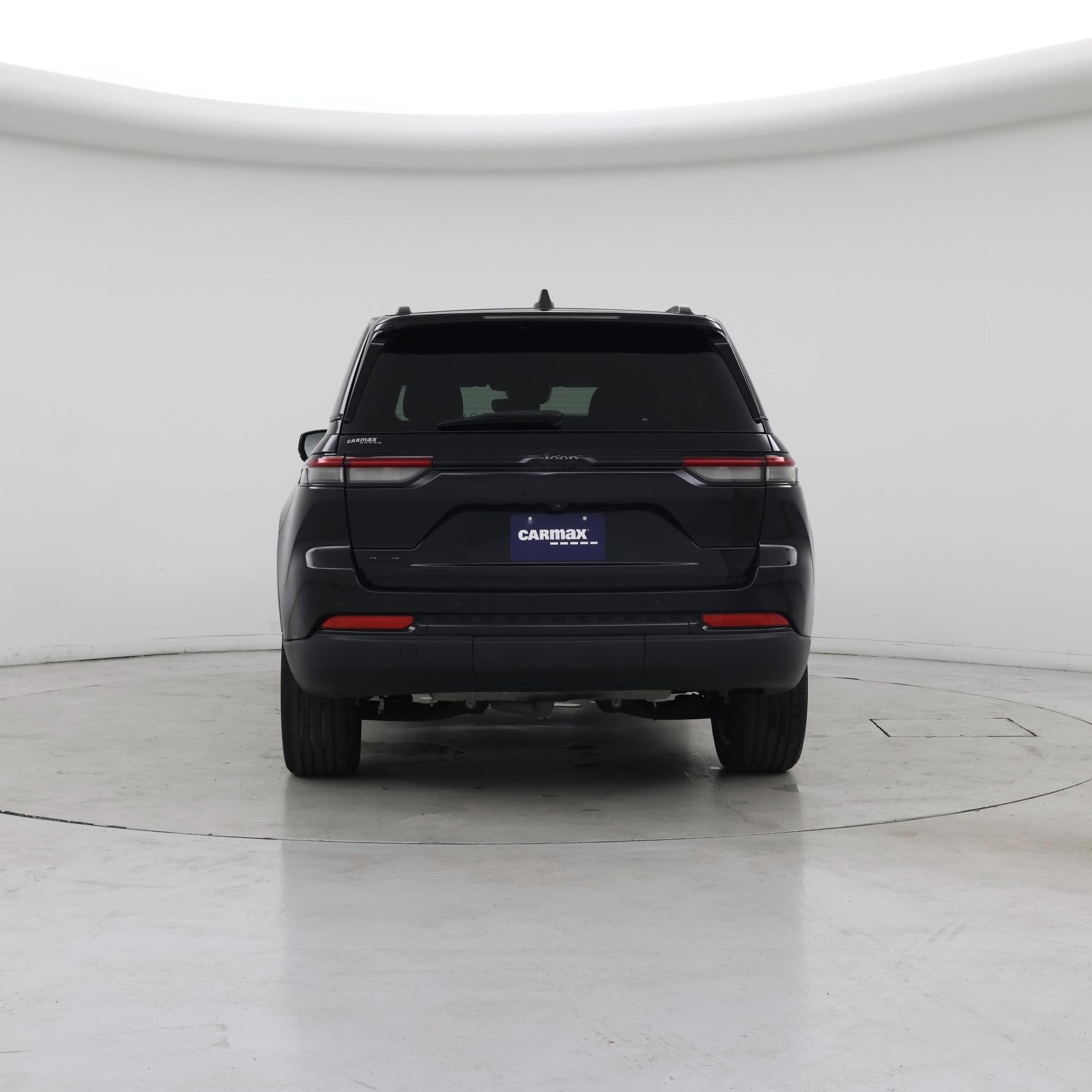 Thumbnail: 2023 Jeep Grand Cherokee - 6