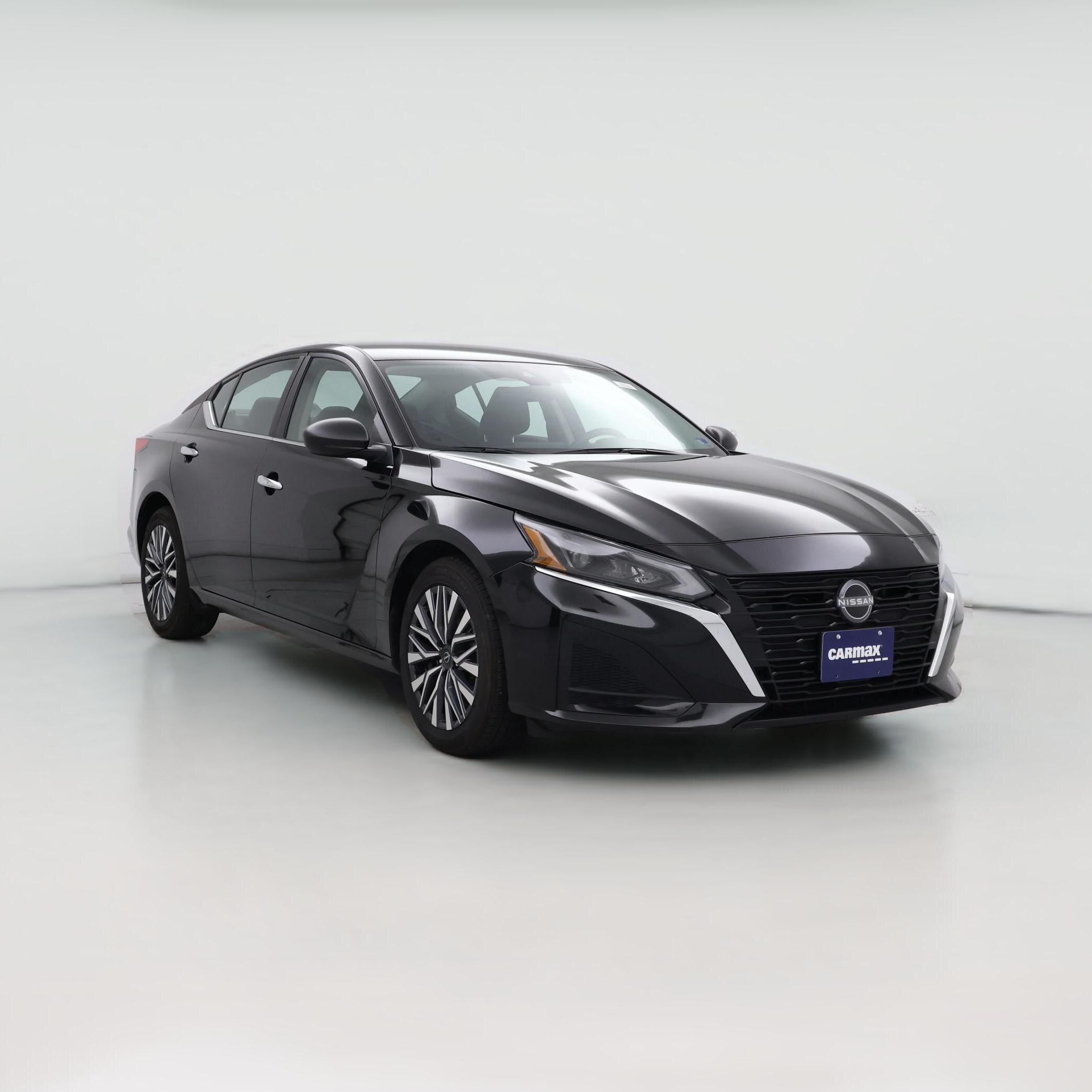Thumbnail: 2025 Nissan Altima - 1
