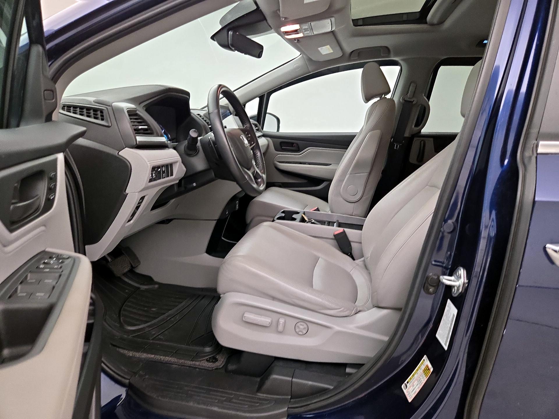 Thumbnail: 2023 Honda Odyssey - 11