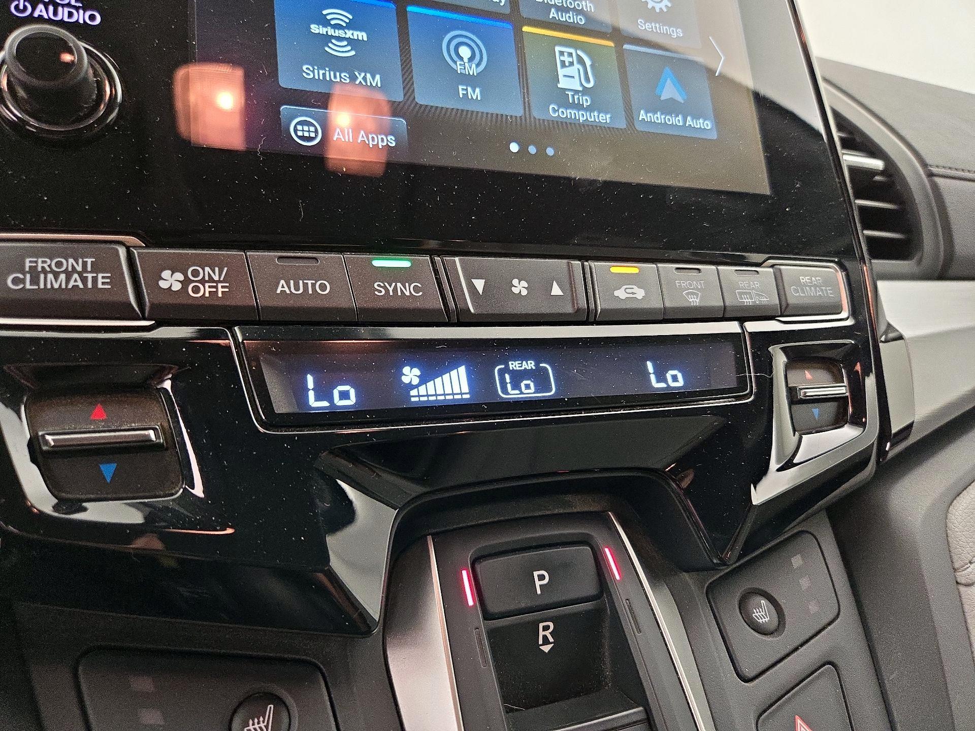Thumbnail: 2023 Honda Odyssey - 16