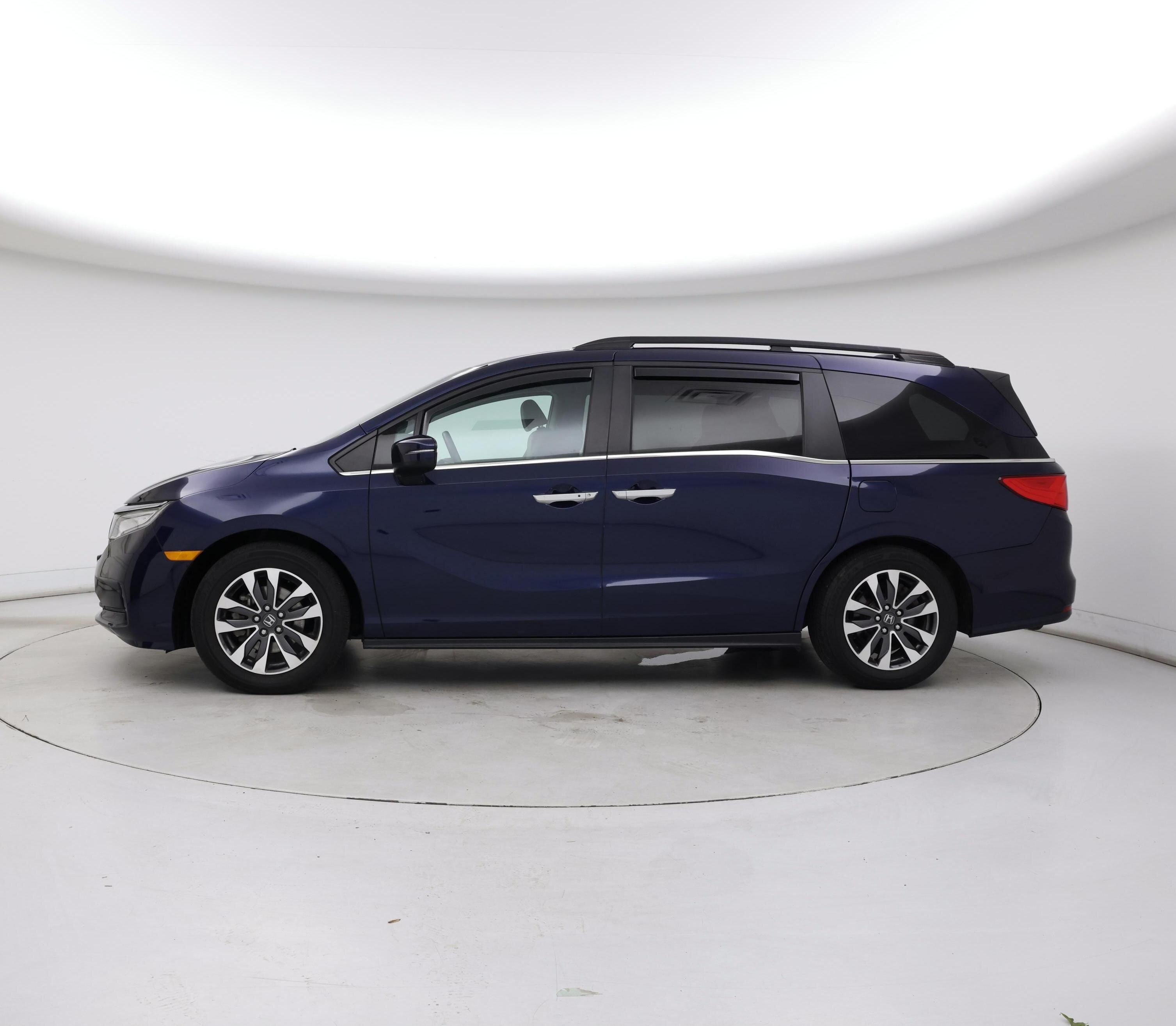 Thumbnail: 2023 Honda Odyssey - 3