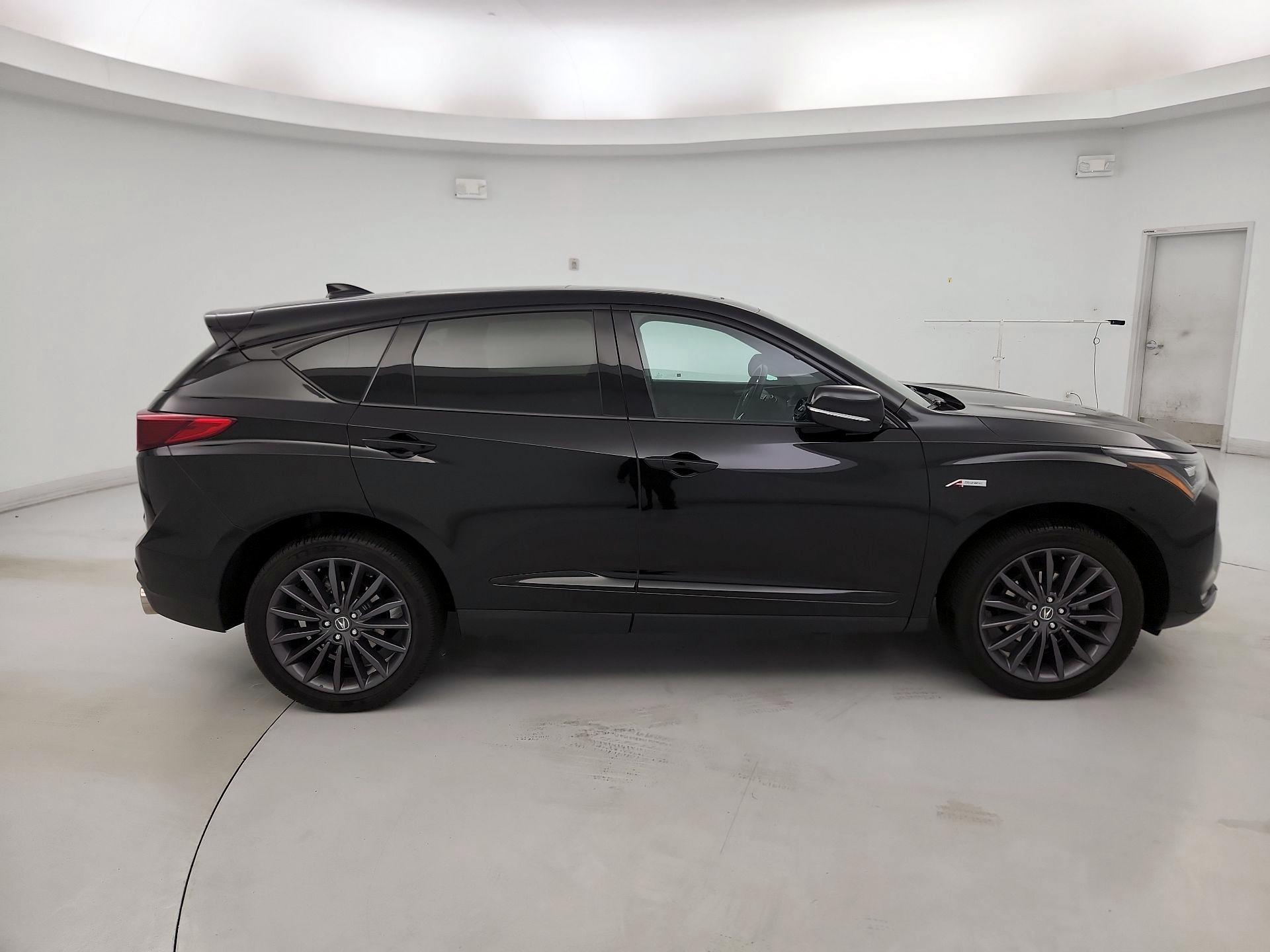 Thumbnail: 2023 Acura RDX - 4