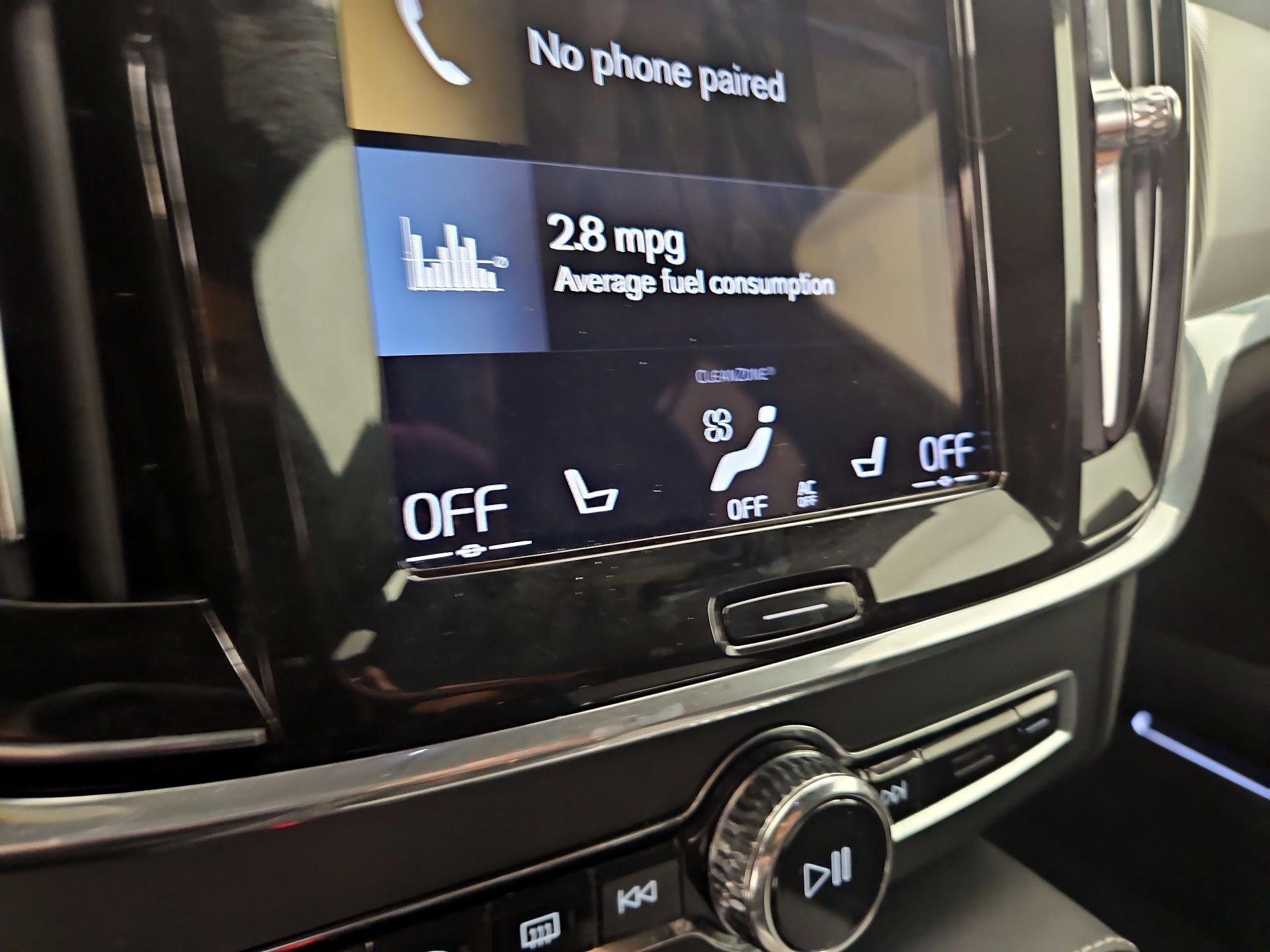 Thumbnail: 2020 Volvo S90 - 16