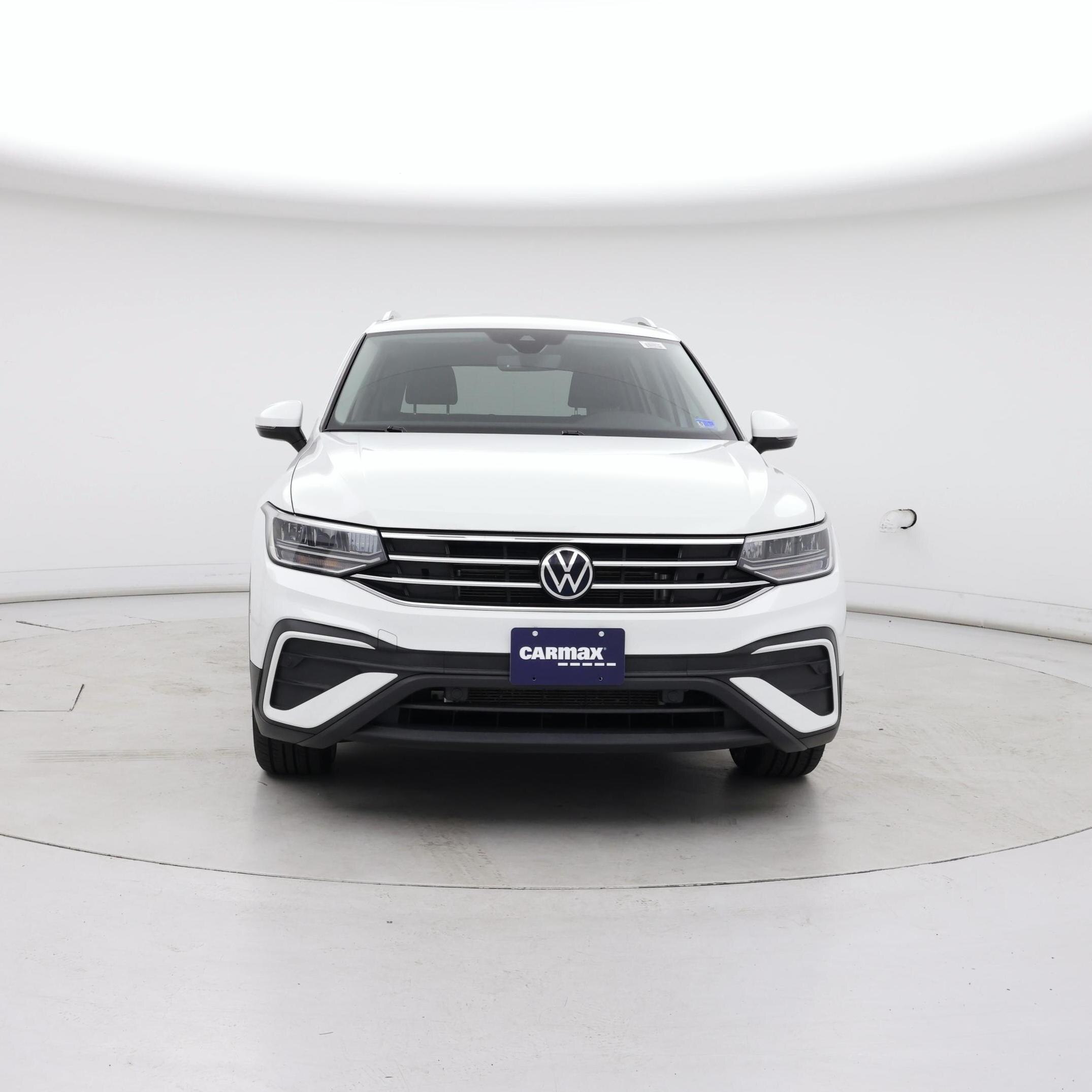 Thumbnail: 2022 Volkswagen Tiguan - 5