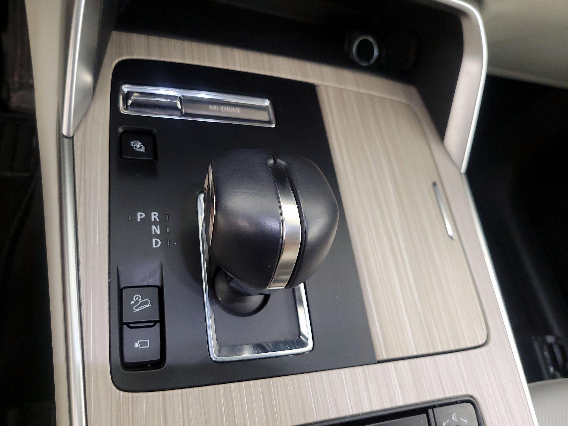 Thumbnail: 2024 Mazda CX-90 - 18
