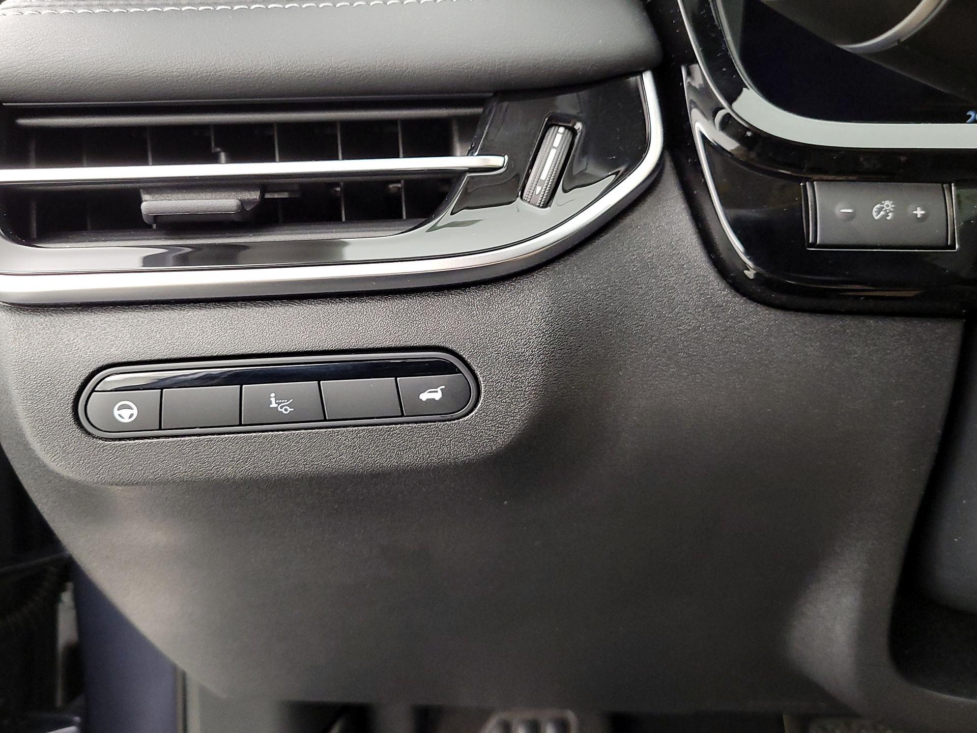 Thumbnail: 2023 INFINITI QX60 - 13