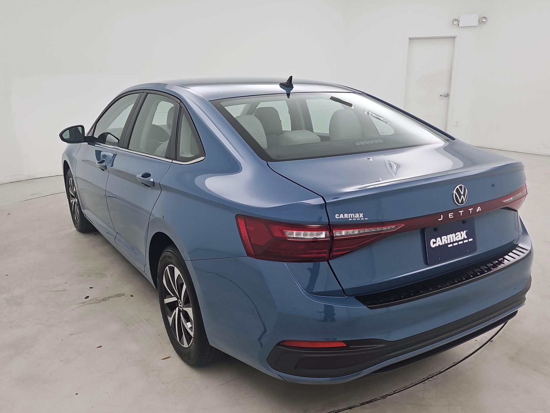 Thumbnail: 2025 Volkswagen Jetta - 7