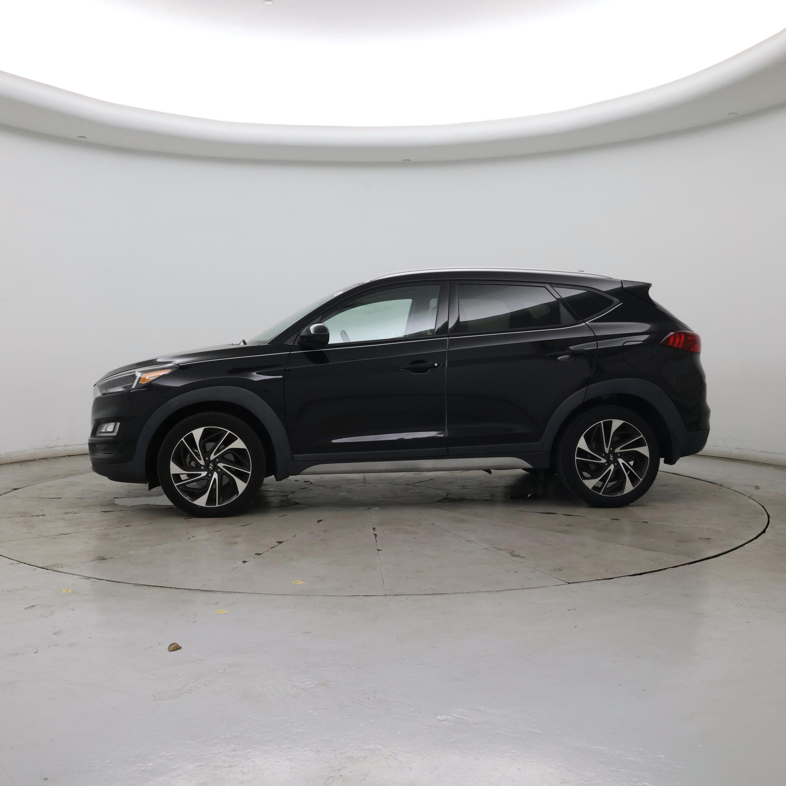 Thumbnail: 2020 Hyundai Tucson - 3
