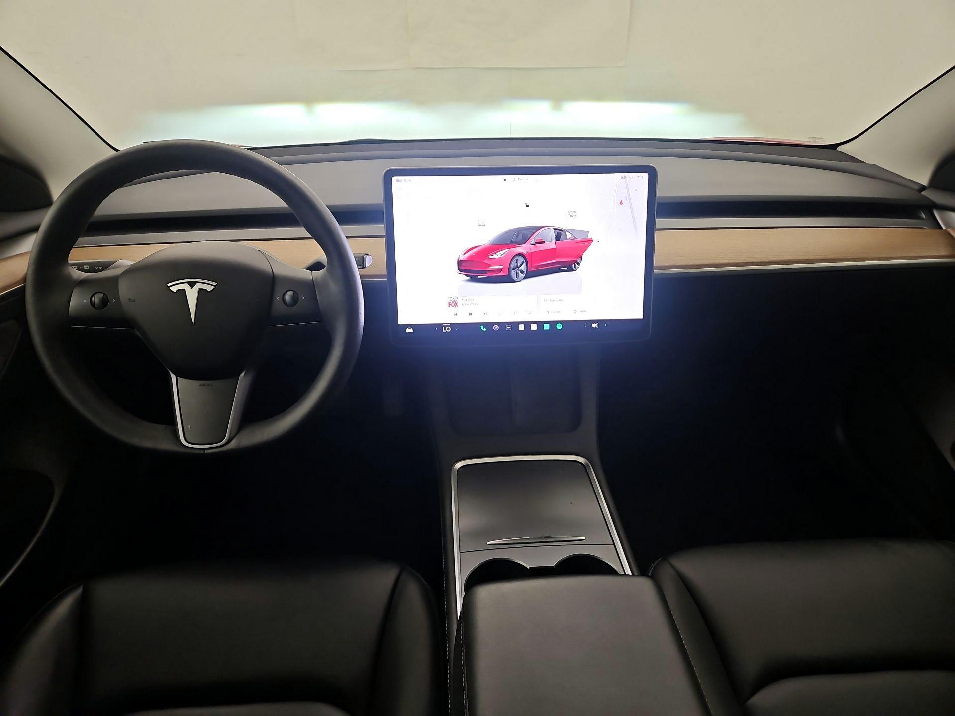 Thumbnail: 2023 Tesla Model 3 - 9
