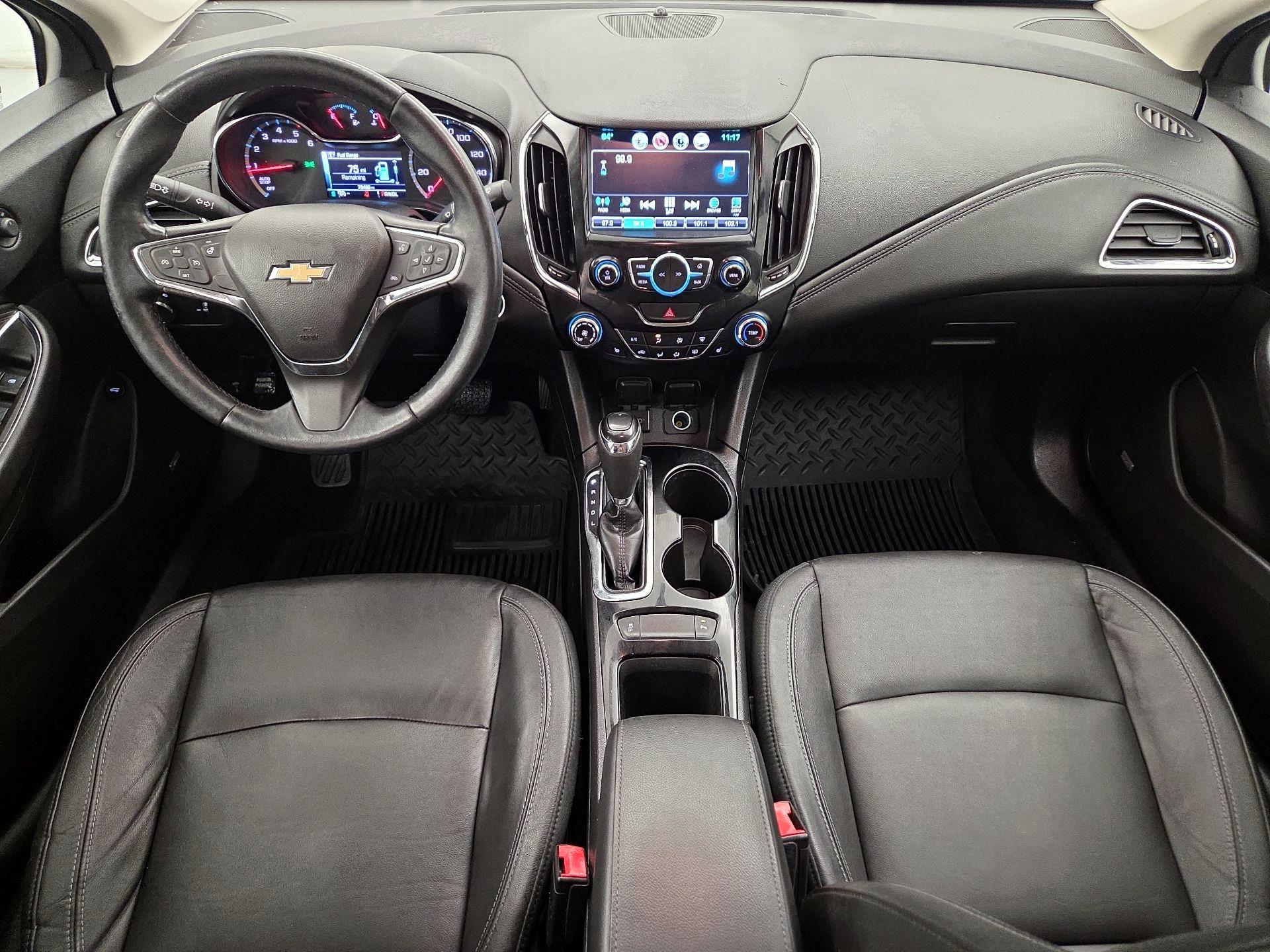 Thumbnail: 2017 Chevrolet Cruze - 9