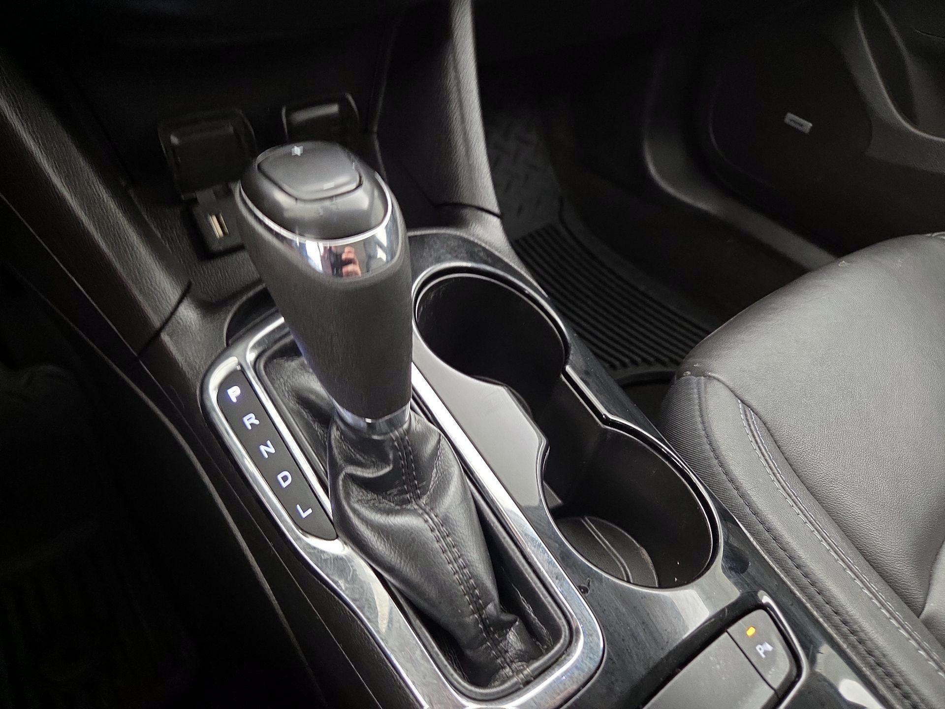 Thumbnail: 2017 Chevrolet Cruze - 17