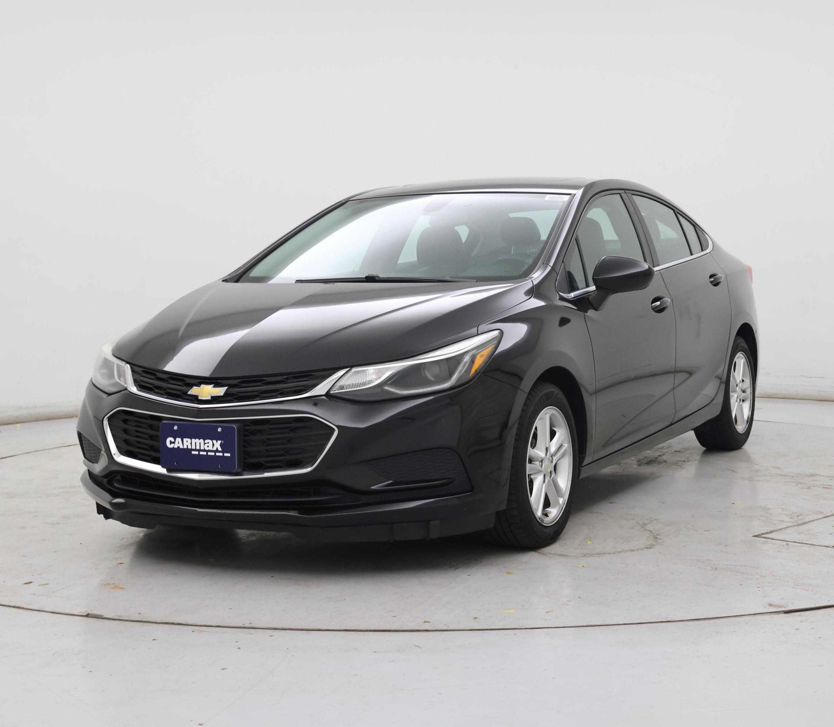 Thumbnail: 2017 Chevrolet Cruze - 4