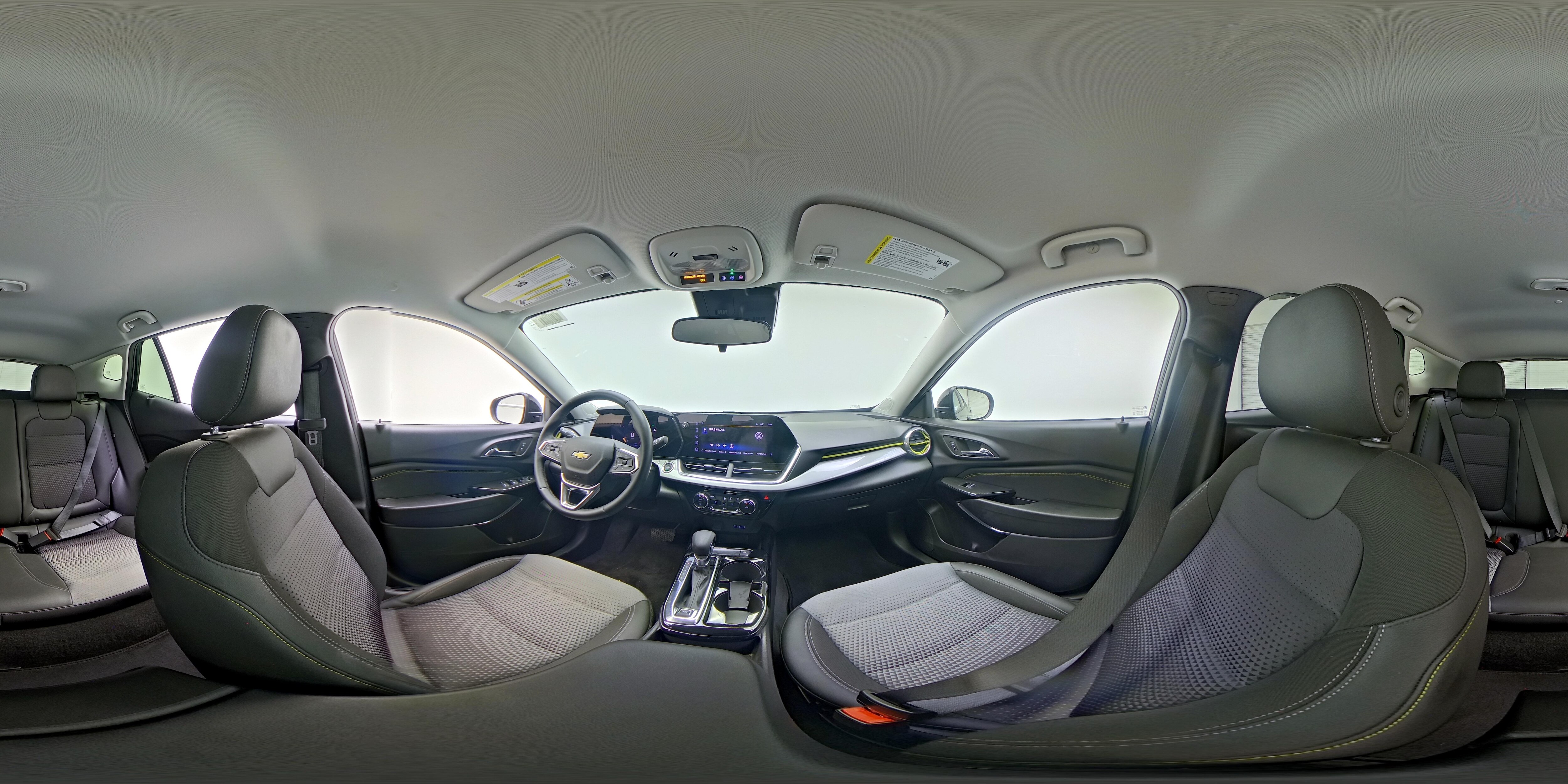 2025 Chevrolet Trax LT - Photo 24