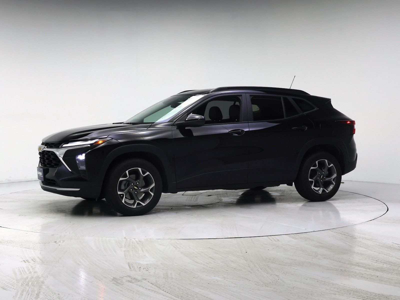 2025 Chevrolet Trax LT - Photo 5