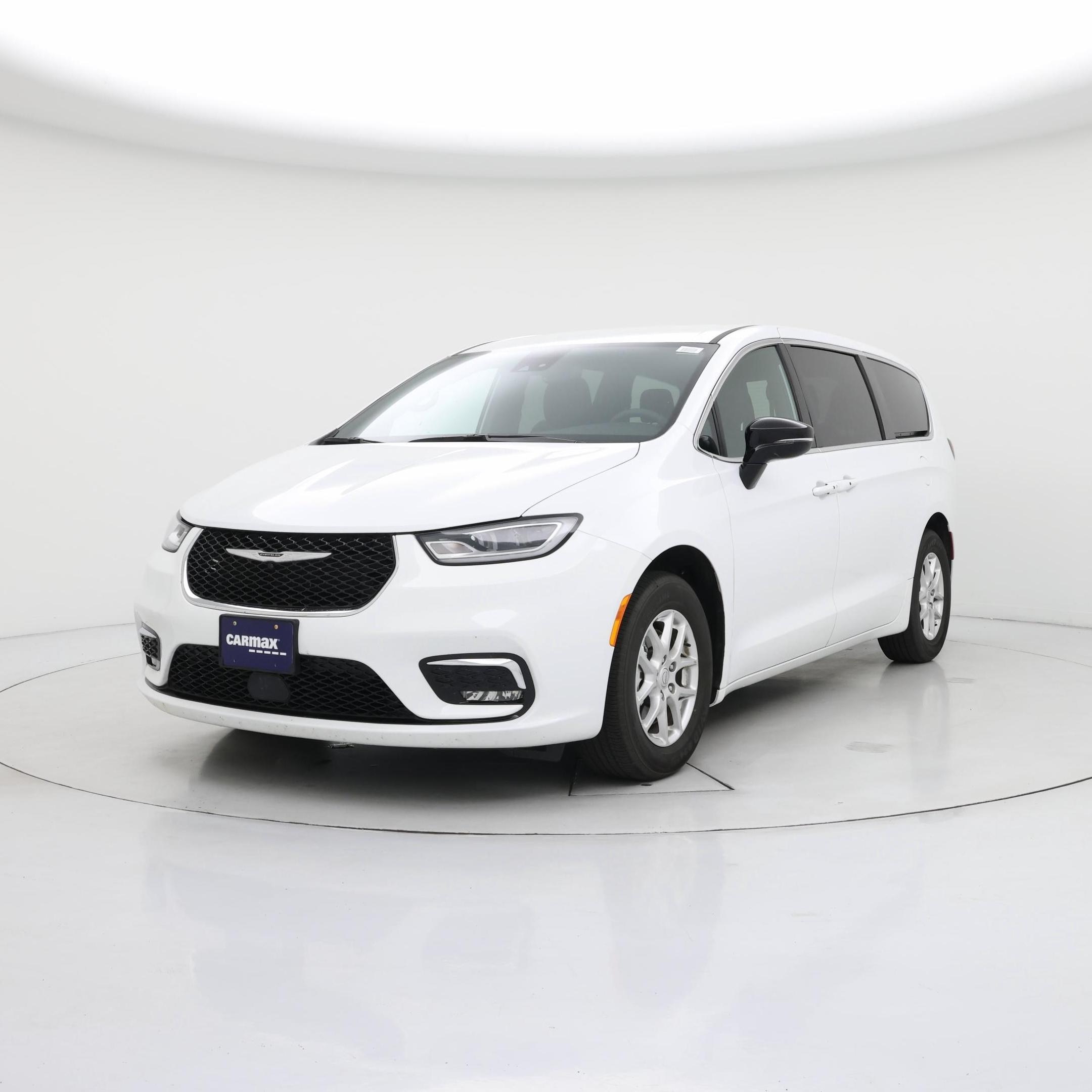 Thumbnail: 2025 Chrysler Pacifica - 4