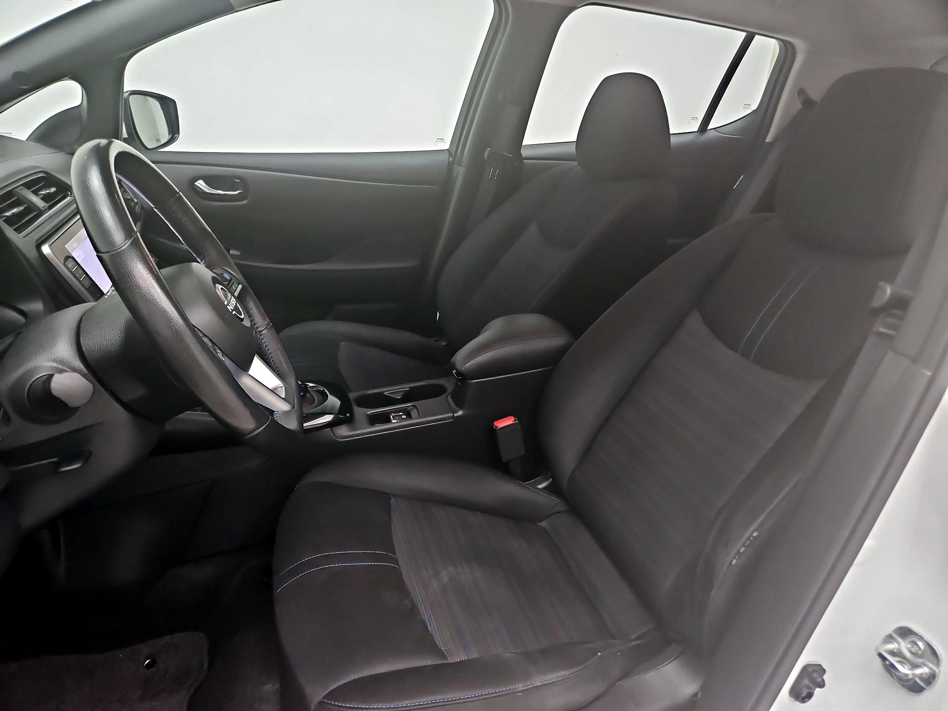 Thumbnail: 2024 Nissan Leaf - 11