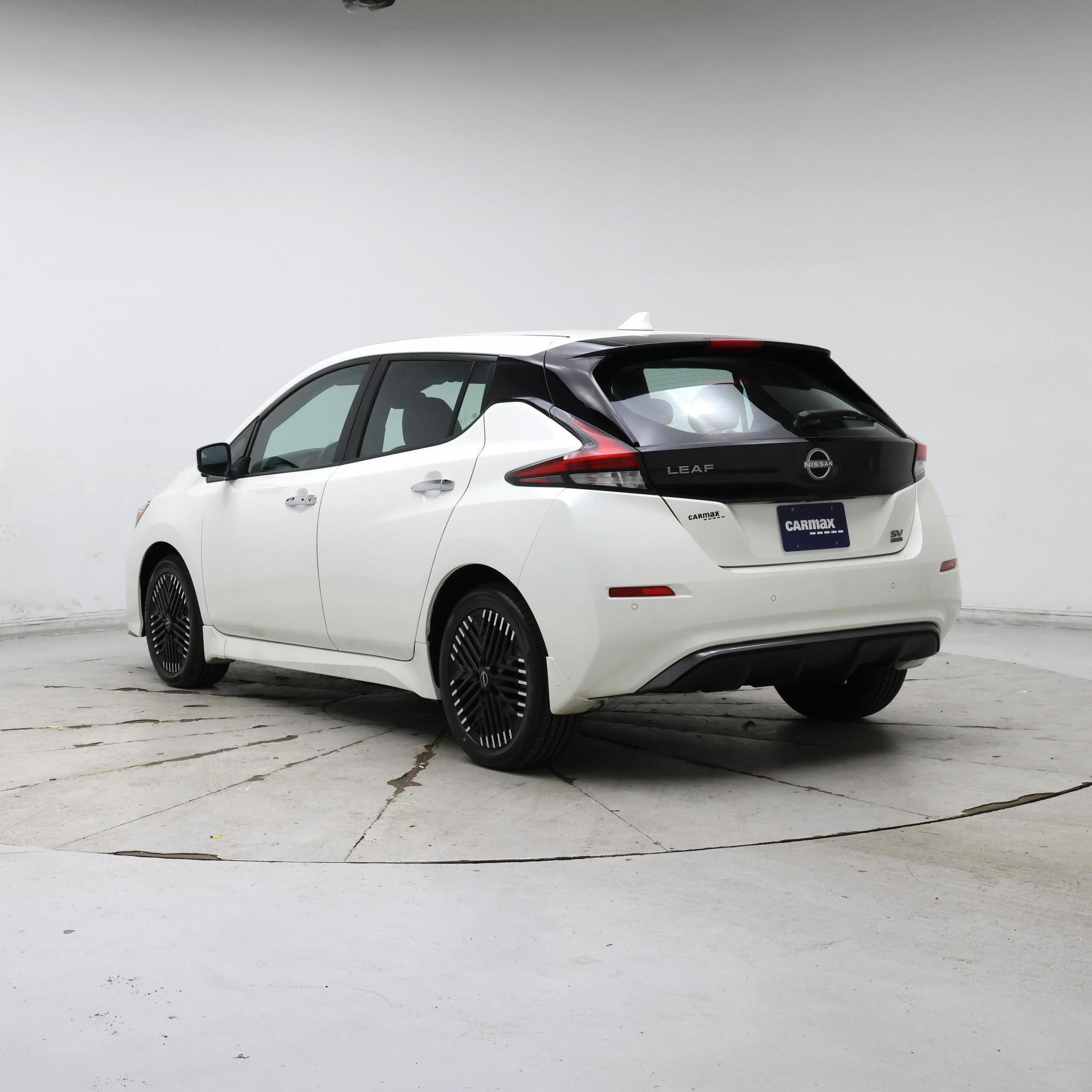 Thumbnail: 2024 Nissan Leaf - 2