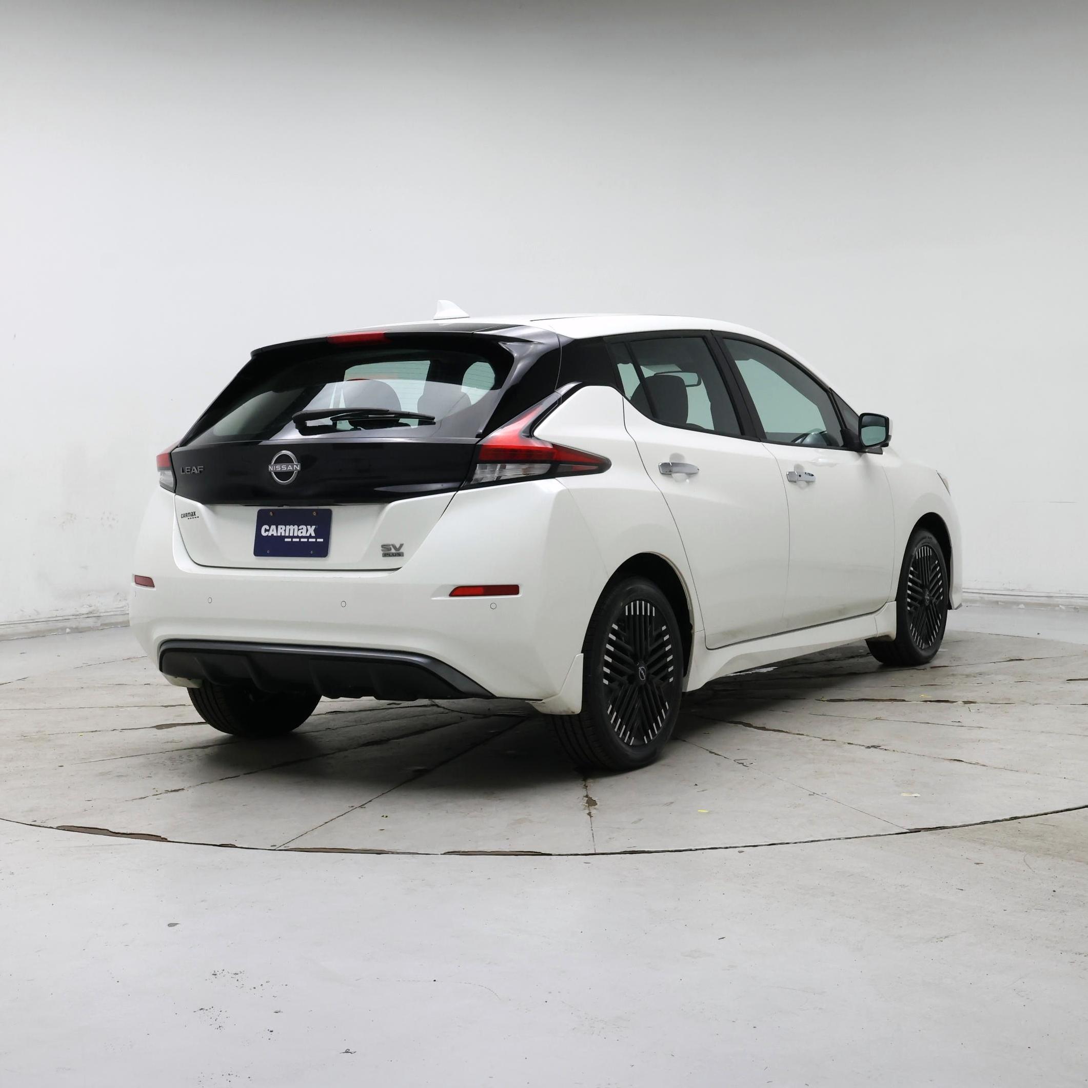 Thumbnail: 2024 Nissan Leaf - 8