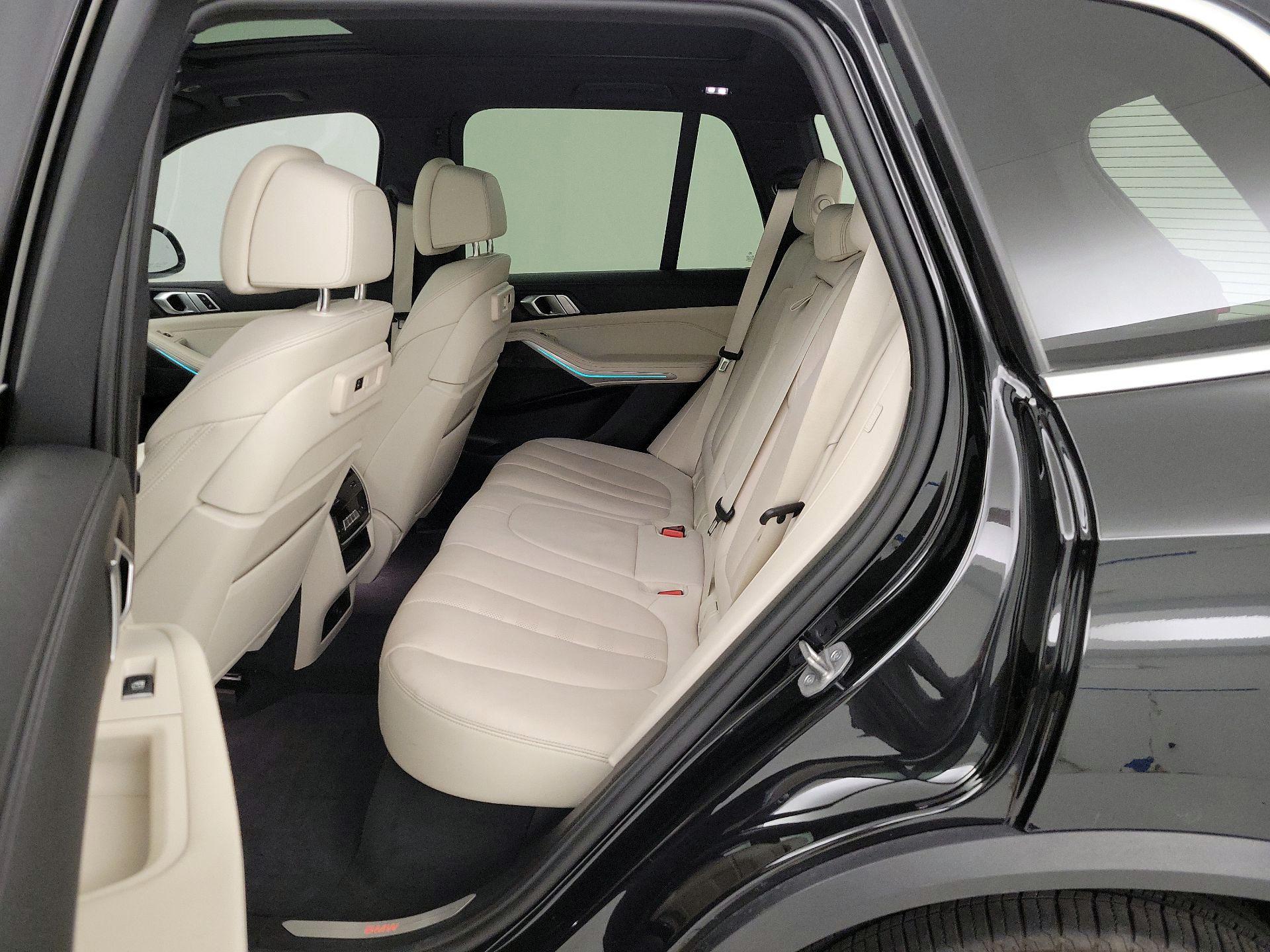 Thumbnail: 2022 BMW X5 - 20