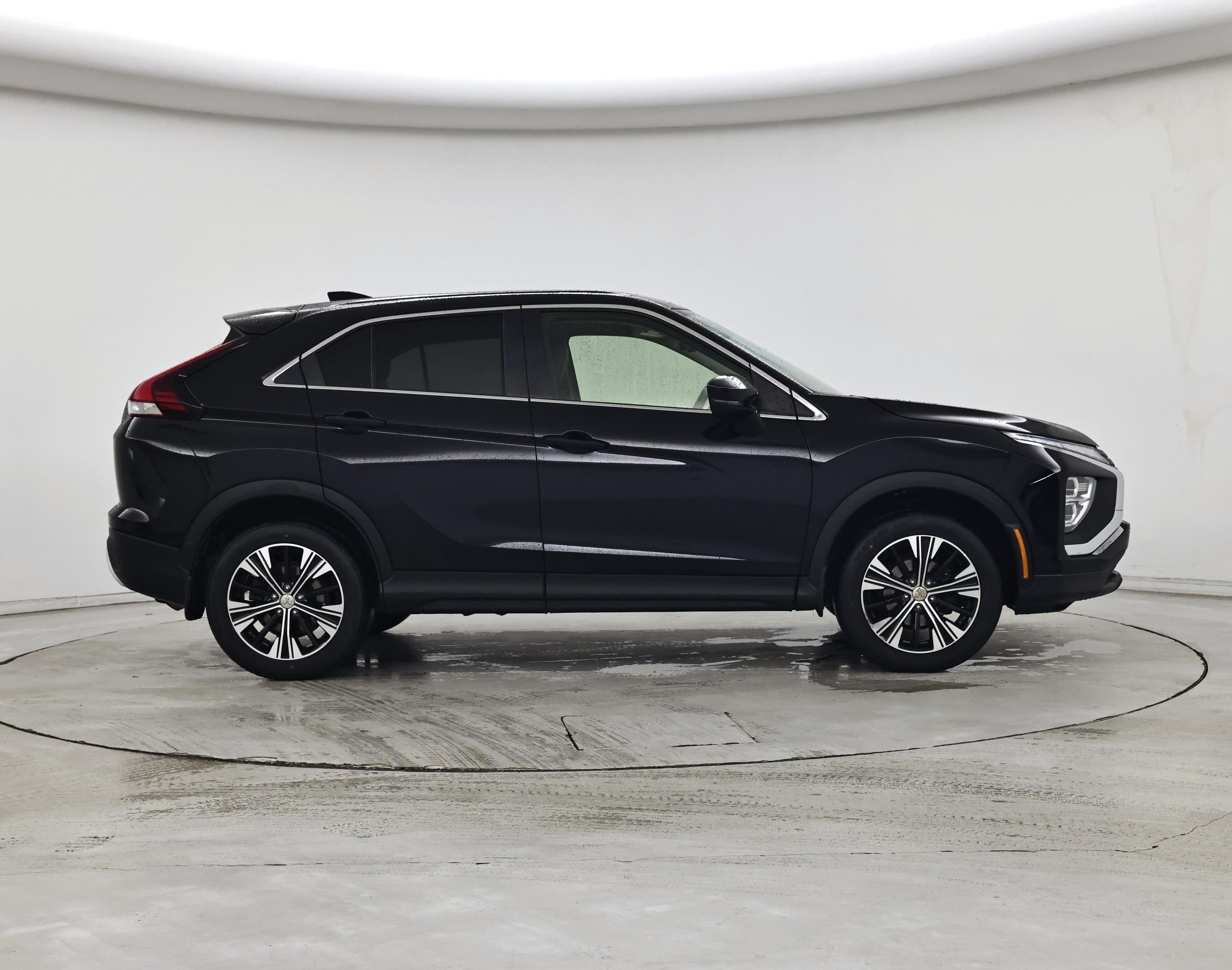 Thumbnail: 2022 Mitsubishi Eclipse Cross - 7