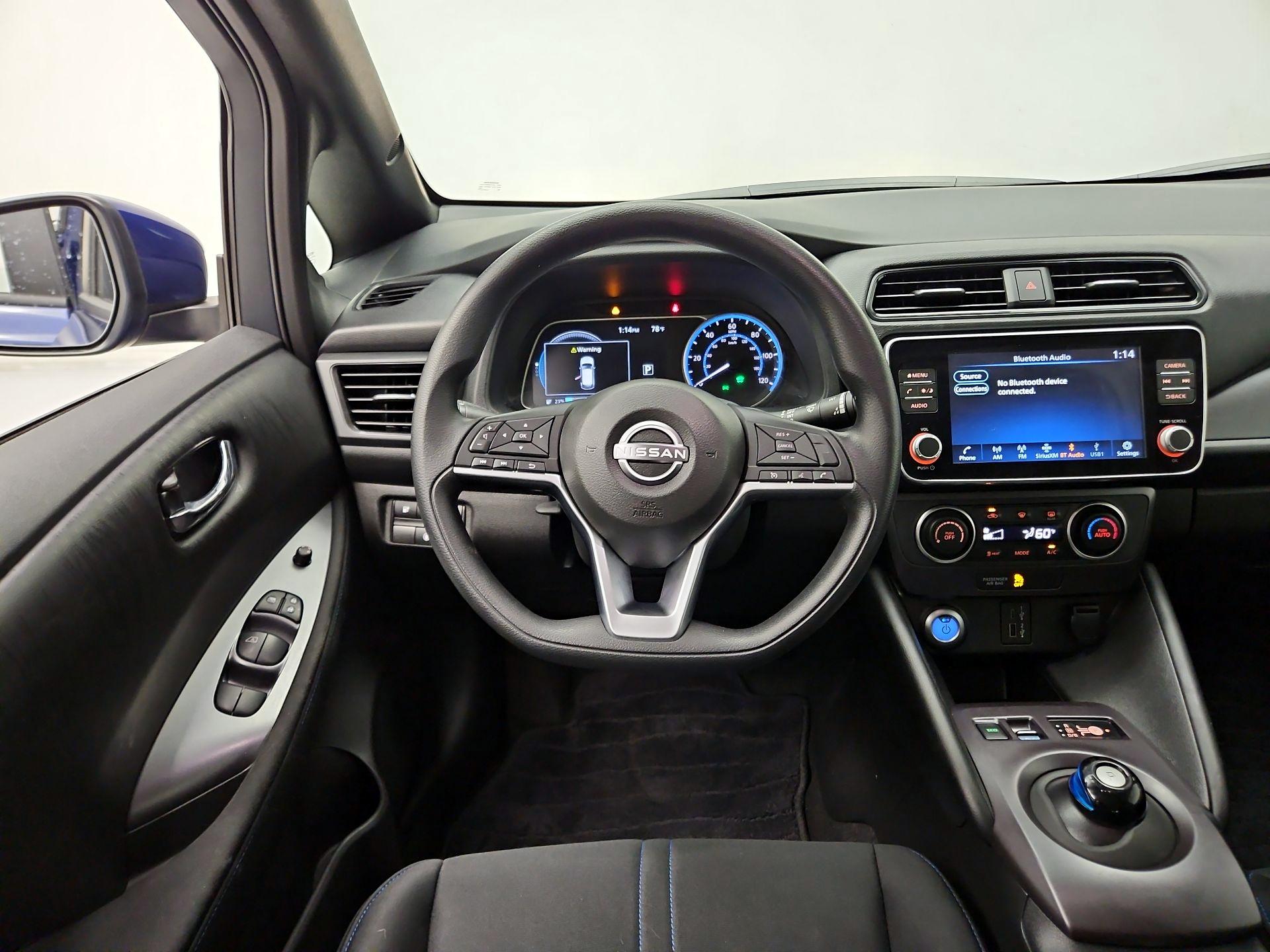 Thumbnail: 2025 Nissan Leaf - 10