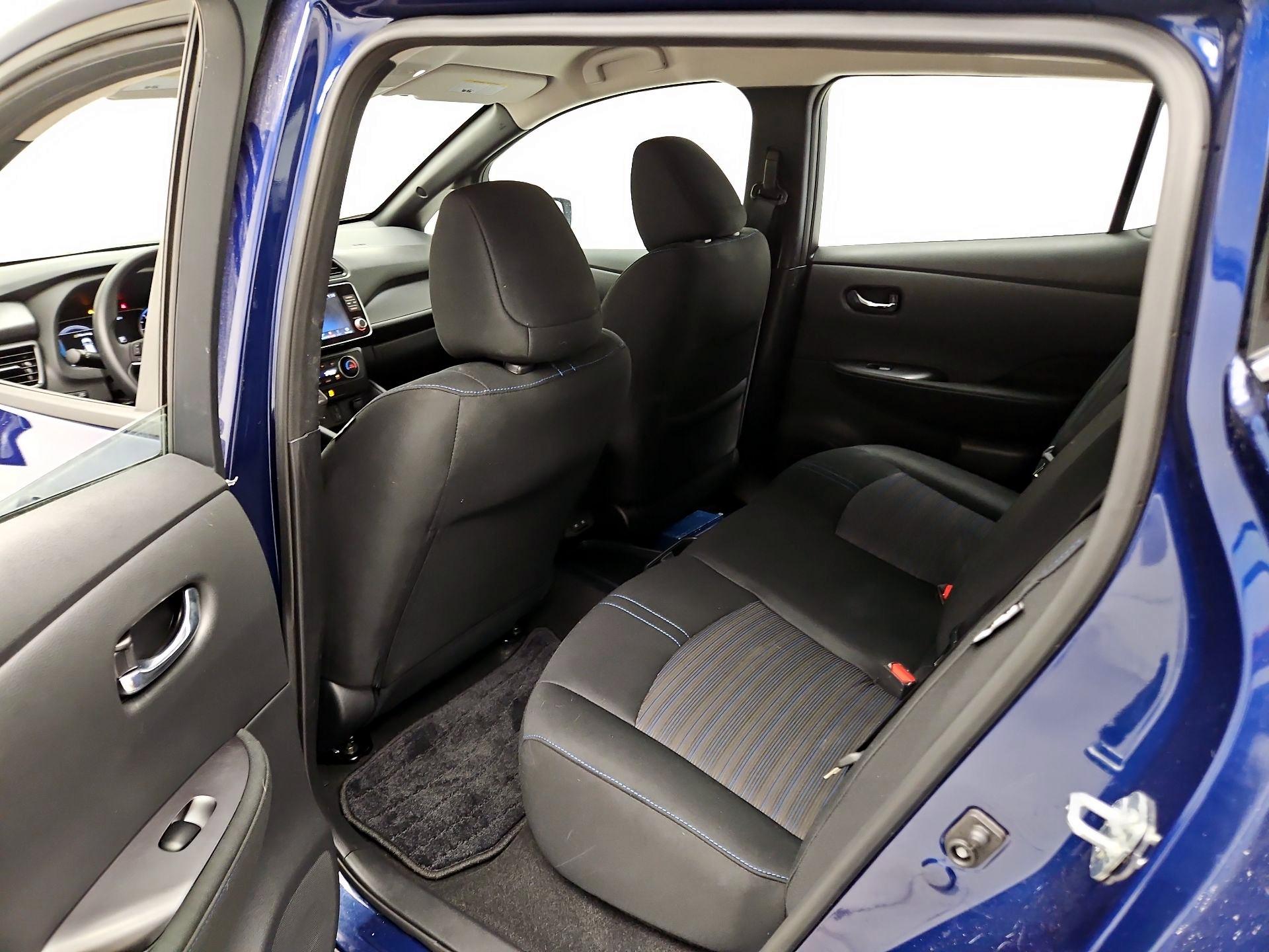 Thumbnail: 2025 Nissan Leaf - 19
