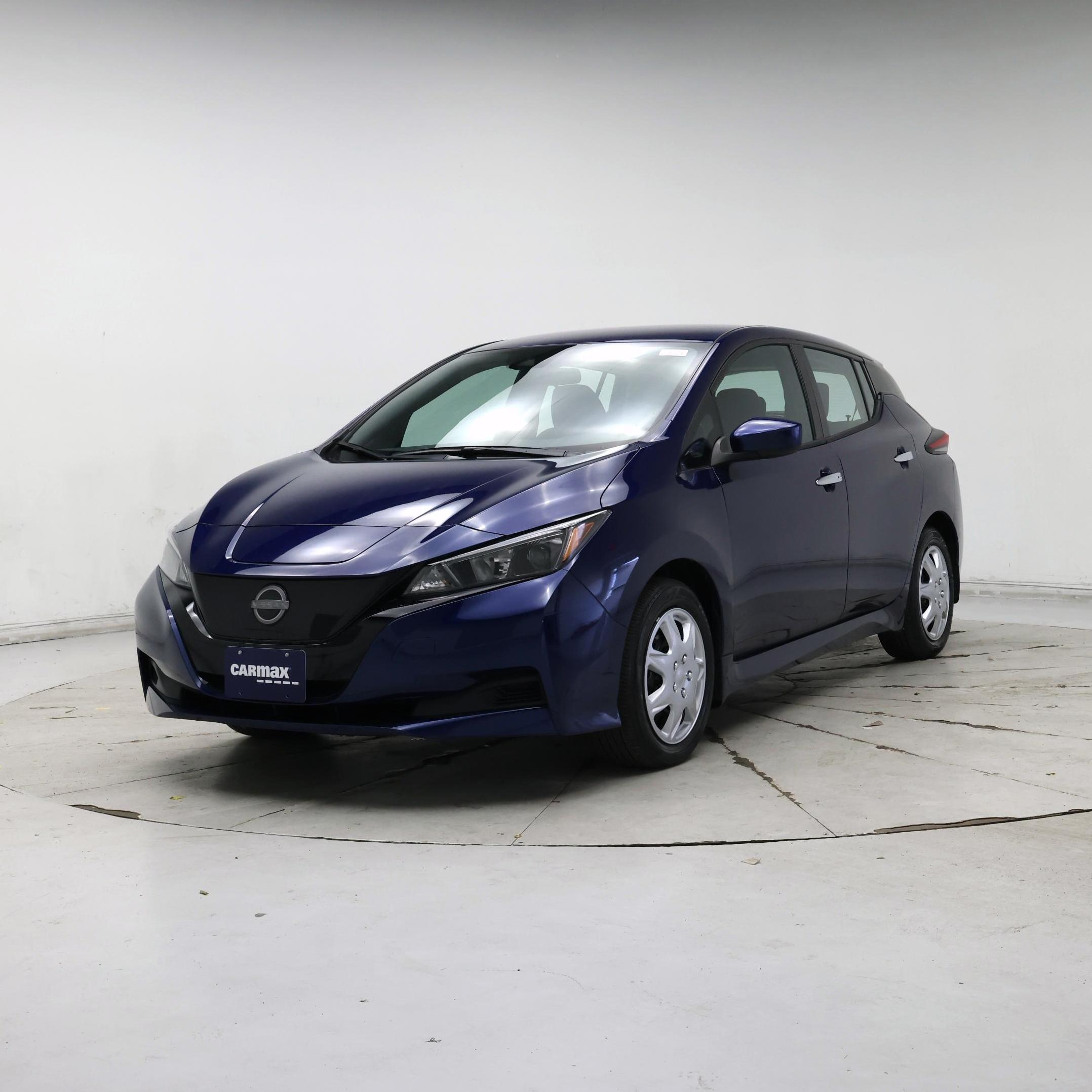 Thumbnail: 2025 Nissan Leaf - 4