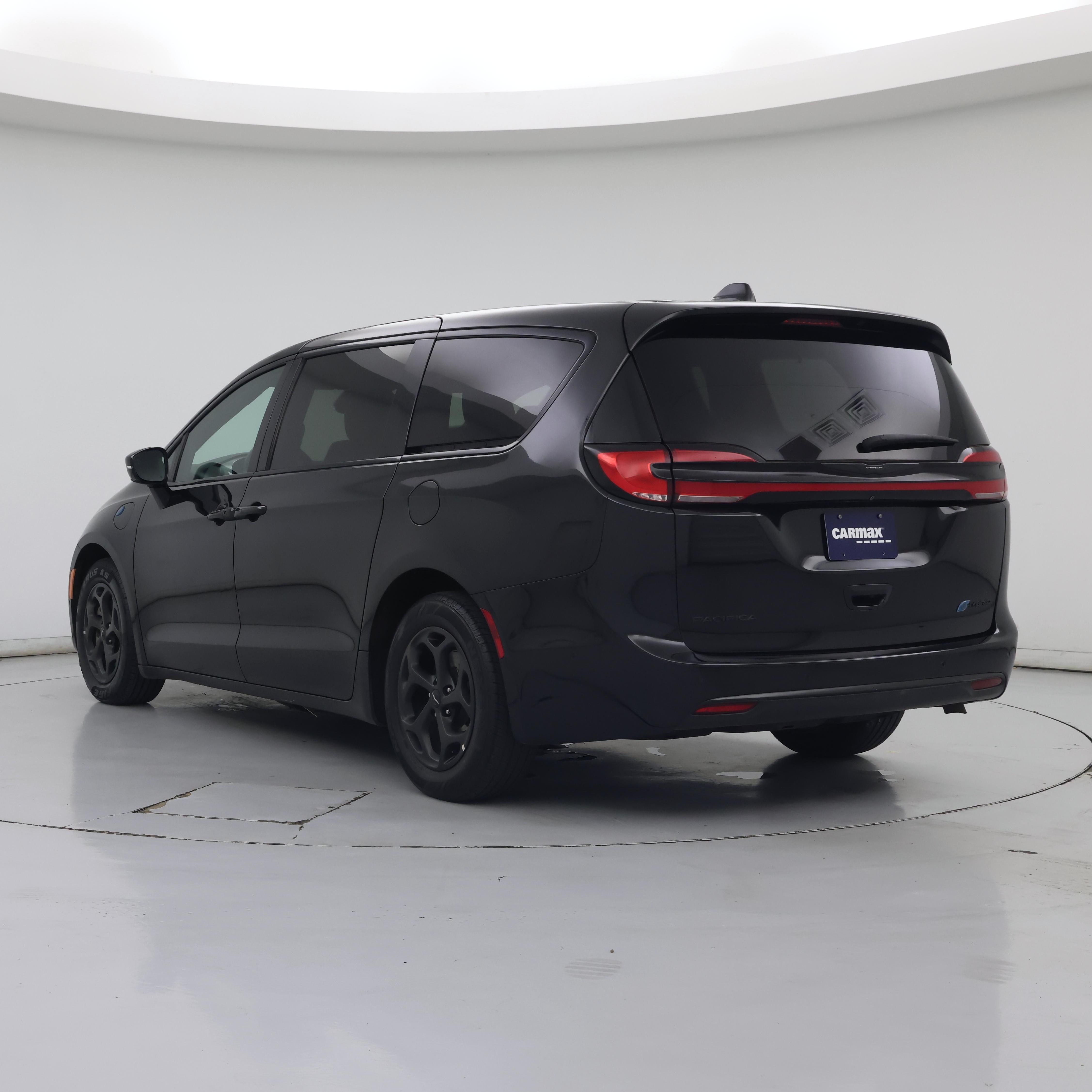 Thumbnail: 2022 Chrysler Pacifica - 2
