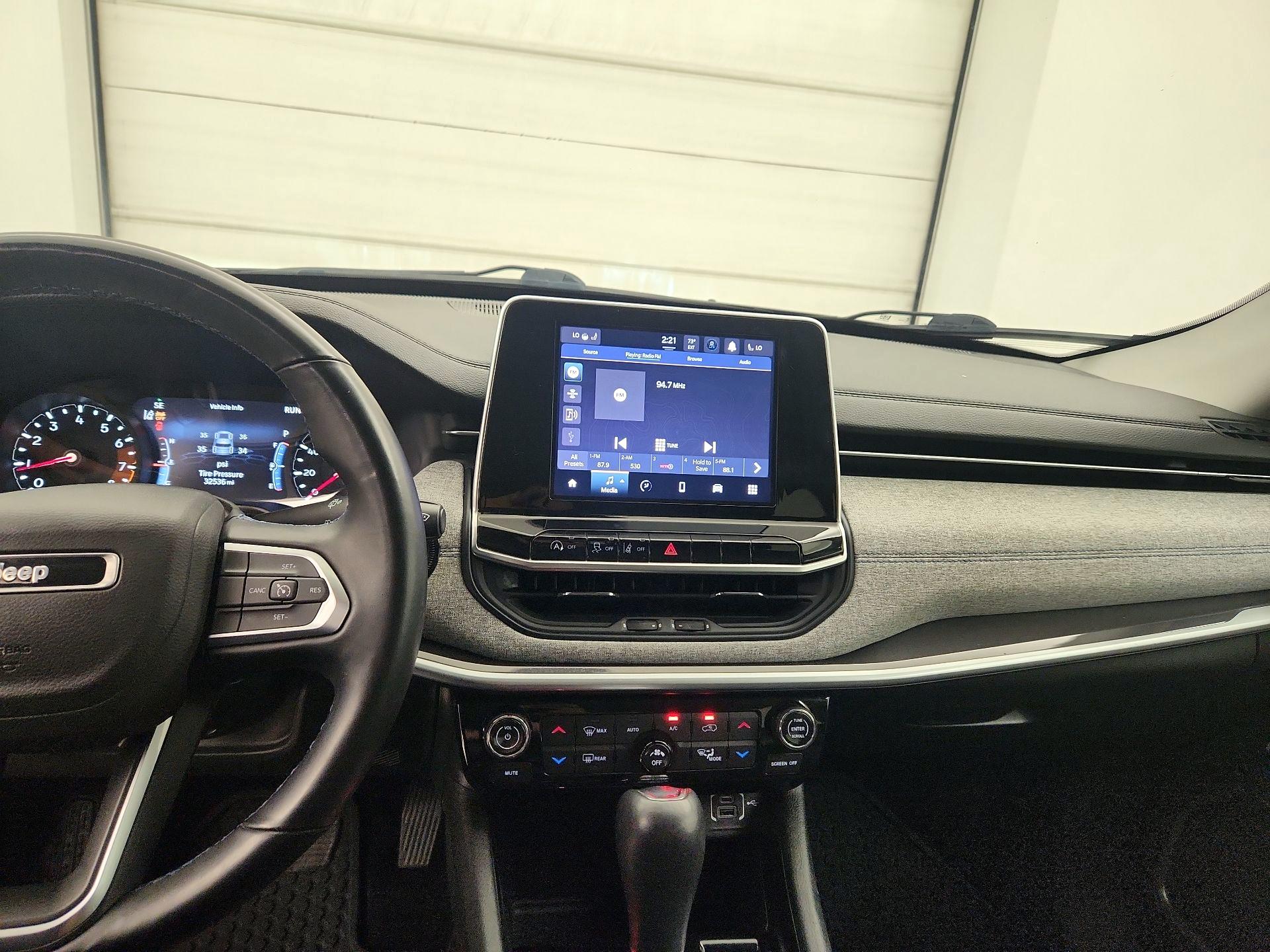 Thumbnail: 2022 Jeep Compass - 9