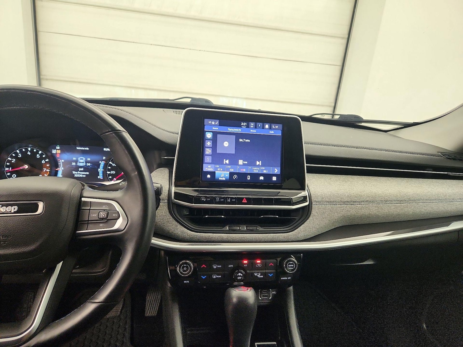 2022 Jeep Compass Latitude - Photo 10