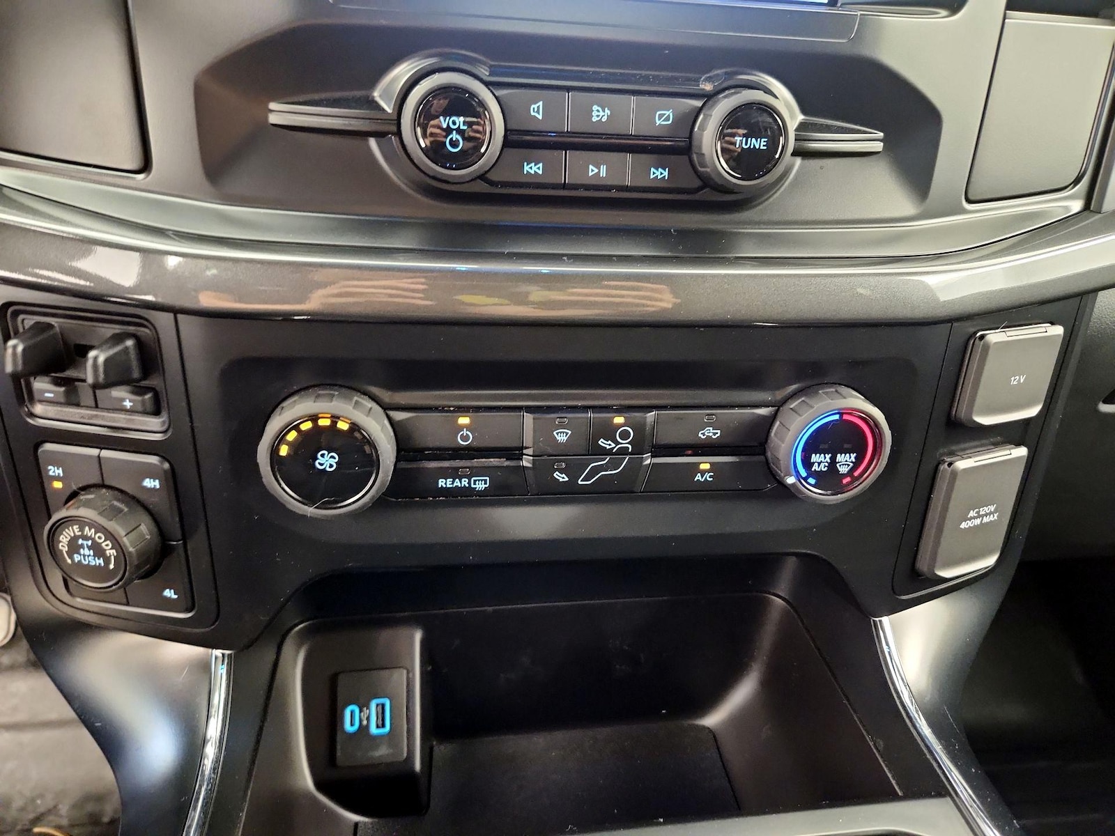 2023 Ford F-150 XL - Photo 17