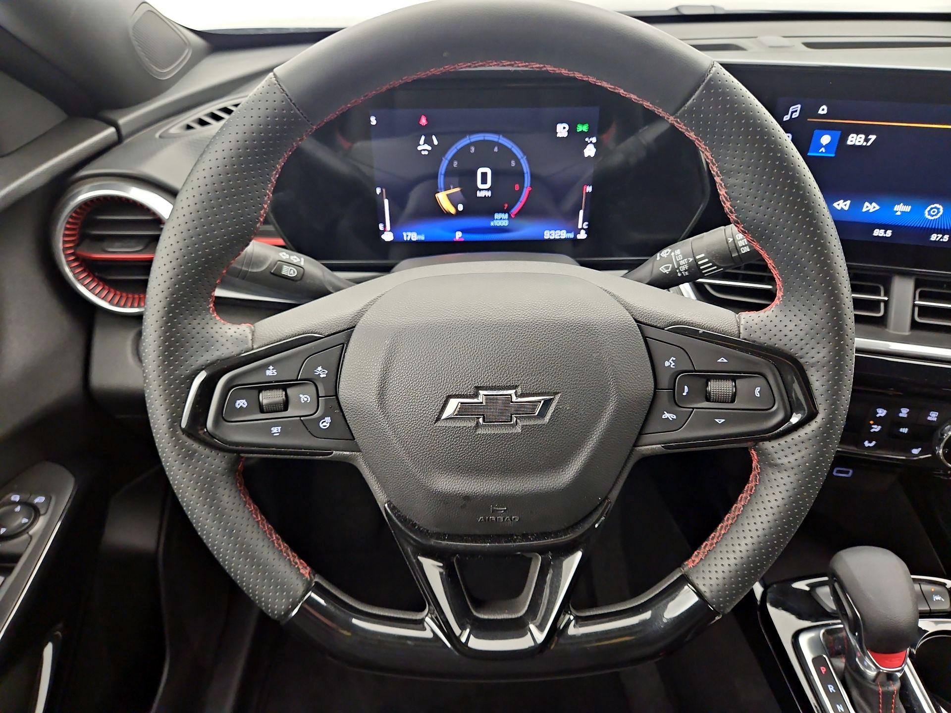 Thumbnail: 2024 Chevrolet Trax - 10