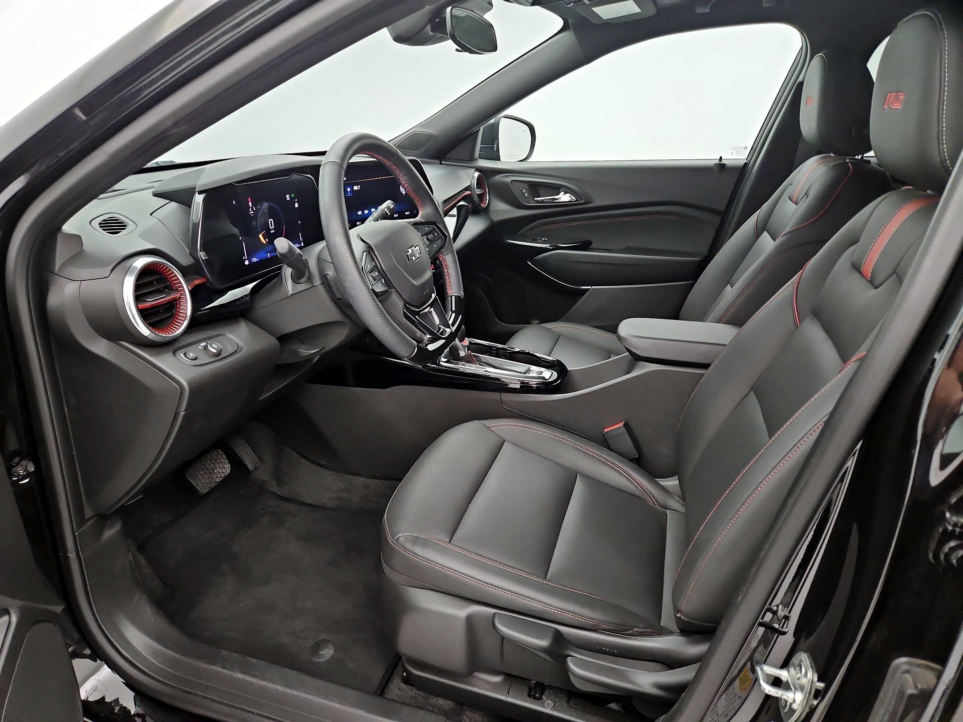 Thumbnail: 2024 Chevrolet Trax - 11